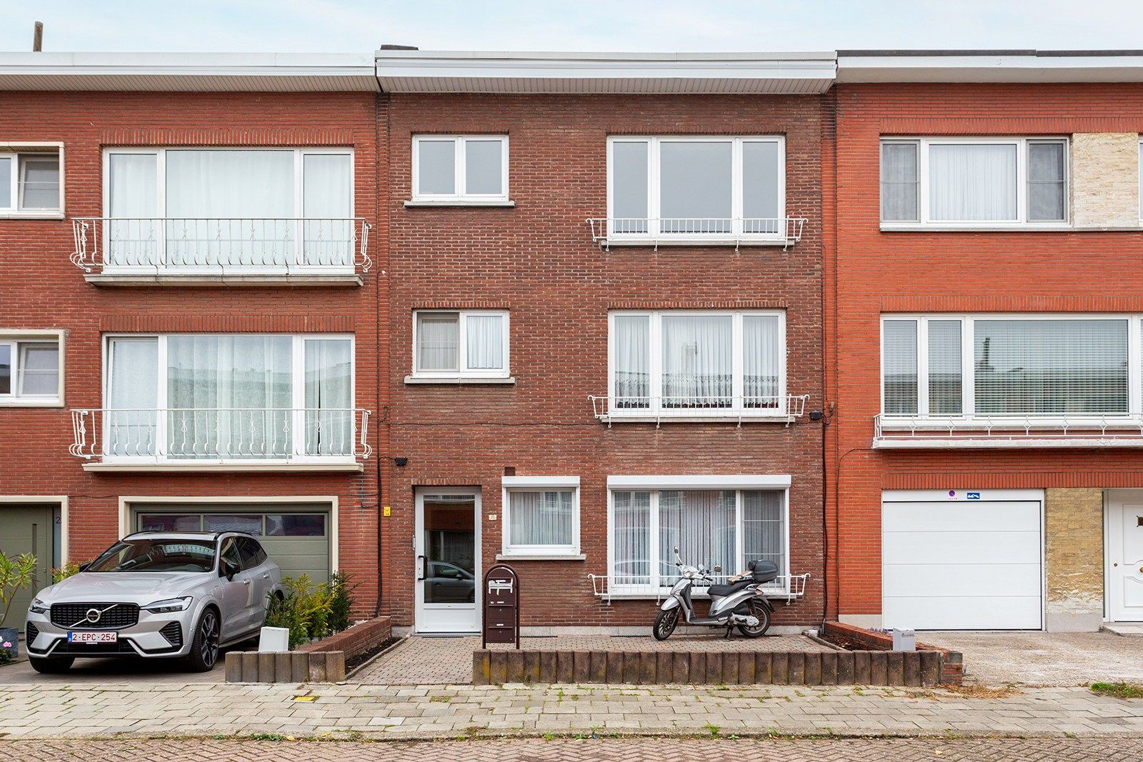 Ruim, licht appartement met 2 slaapkamers en terras foto 24