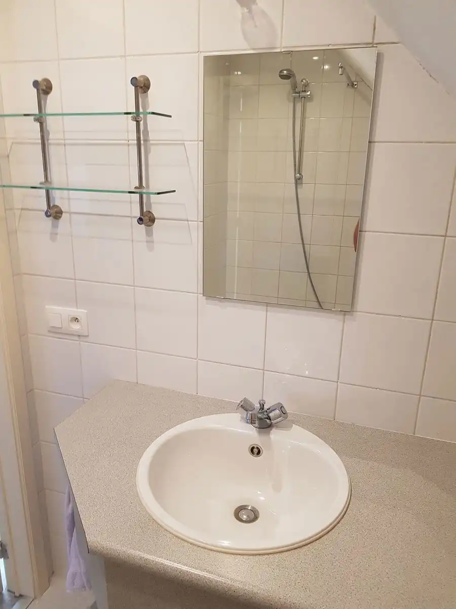 Appartement met 2 slaapkamers en terras pal in centrum  foto 8