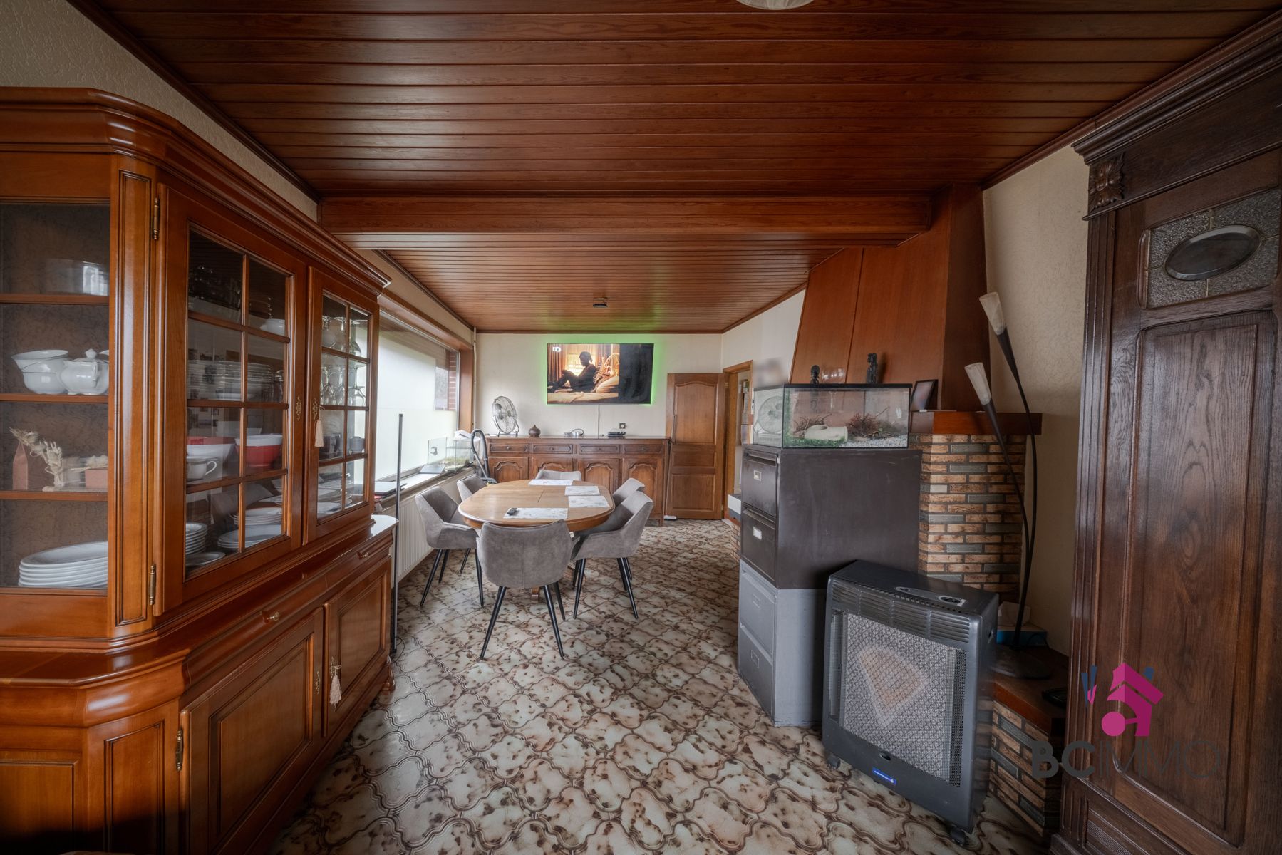 Ruime woning op een perceel van 8are in Houthalen-Oost foto 8