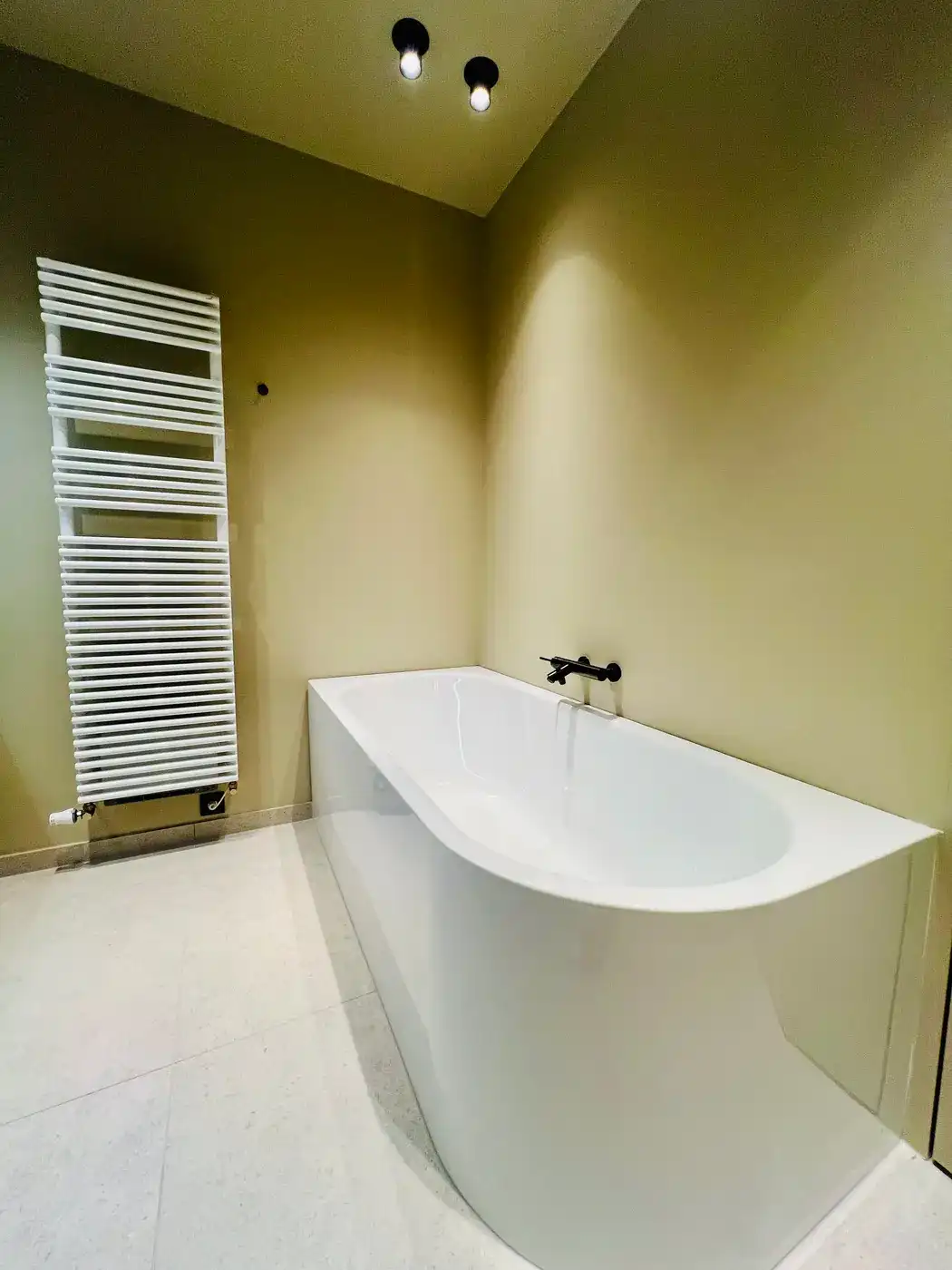 Exclusief villa-appartement met hoogstaande afwerking op toplocatie foto 15