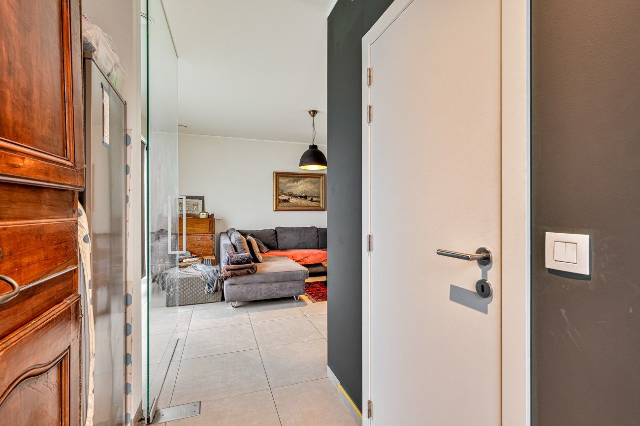Nieuwe half open bebouwing met 4 slaapkamers in Oostakker foto 2