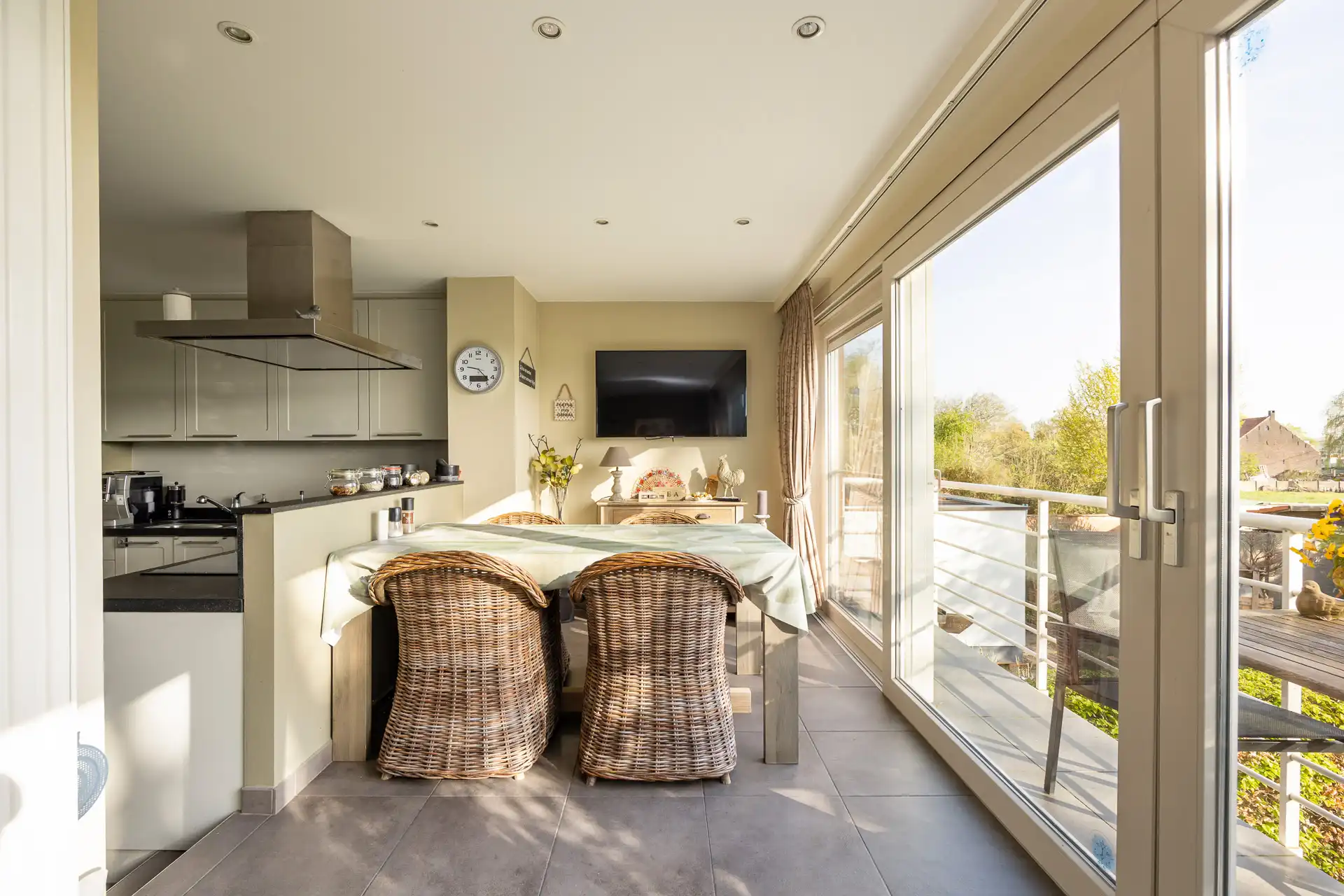 Instapklare energiezuinge ruime bel-etage op toplocatie foto 10