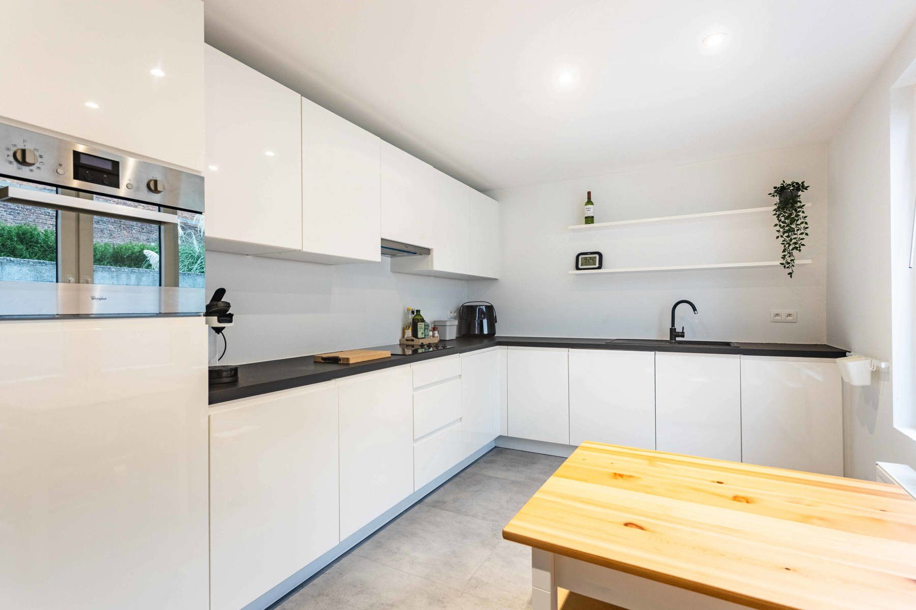 Charmante, instapklare woning op toplocatie in Zele foto 8