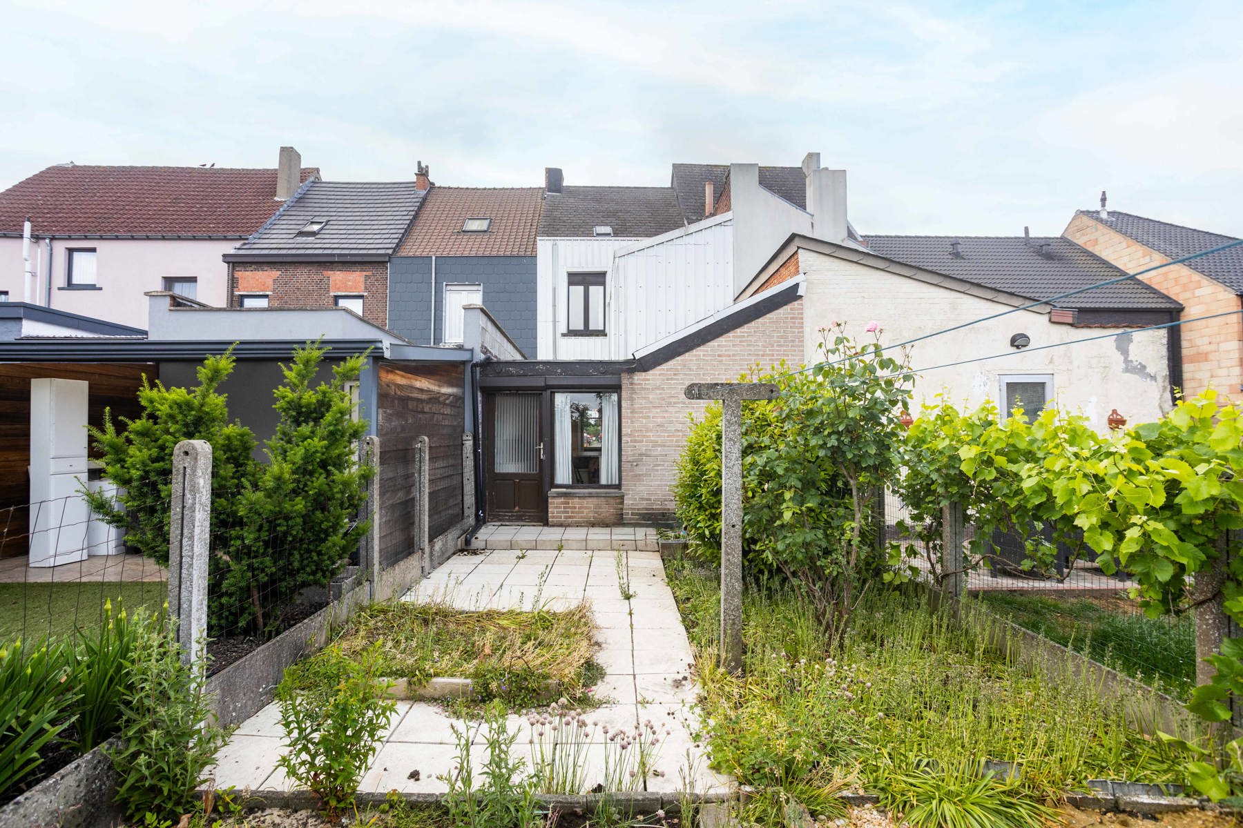 Te renoveren rijwoning met 3 slpk te Aalst! foto 24
