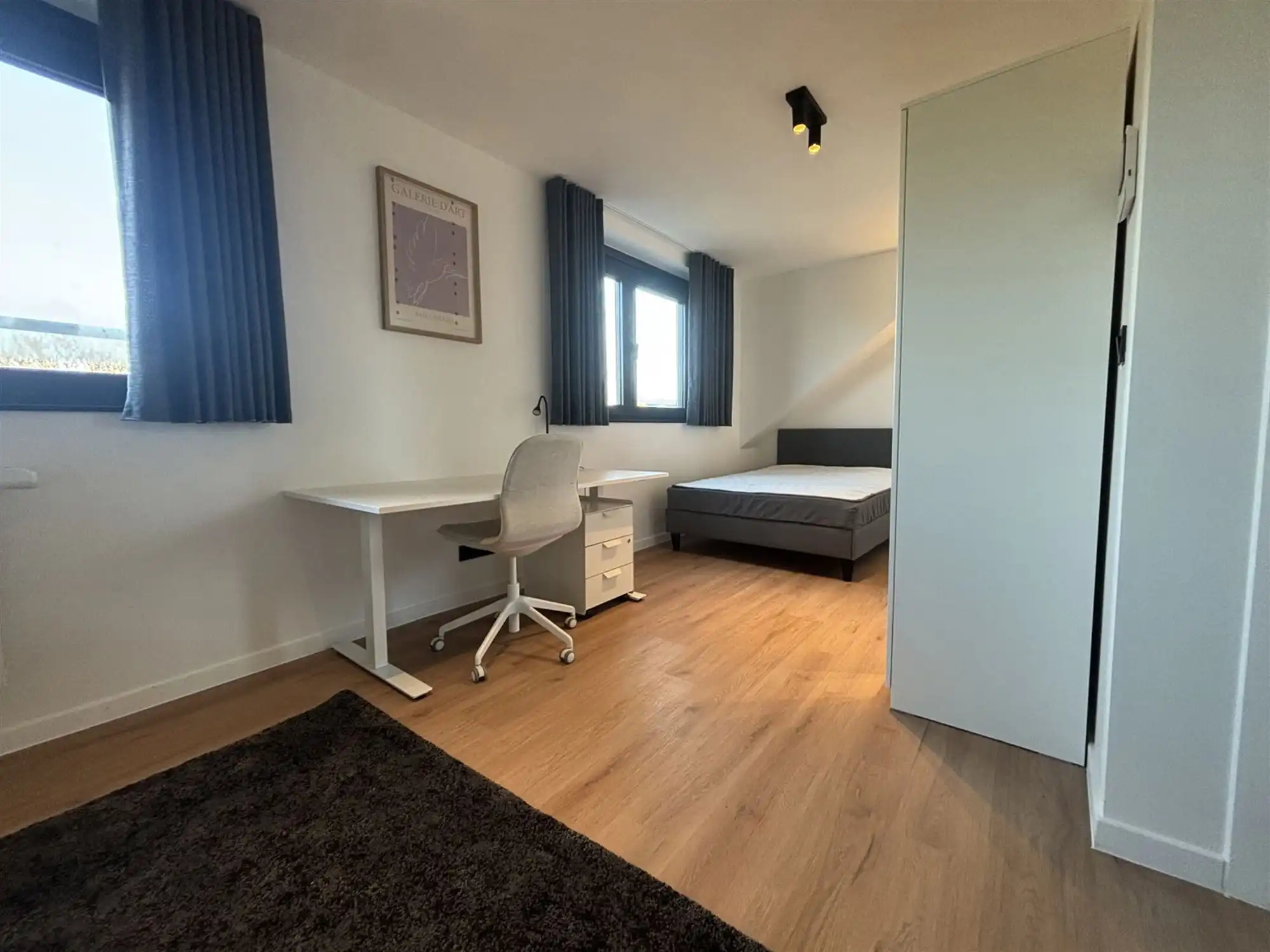 Studio onmiddellijk te huur! foto 3