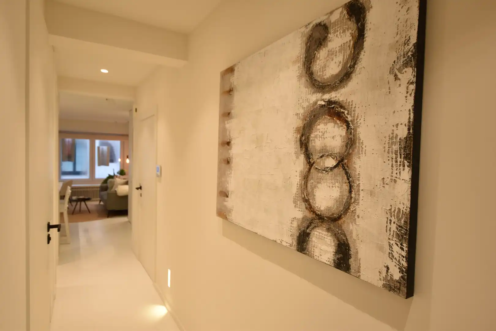 Gerenoveerd appartement met zijdelings zeezicht op een topligging in het Zoute foto 8