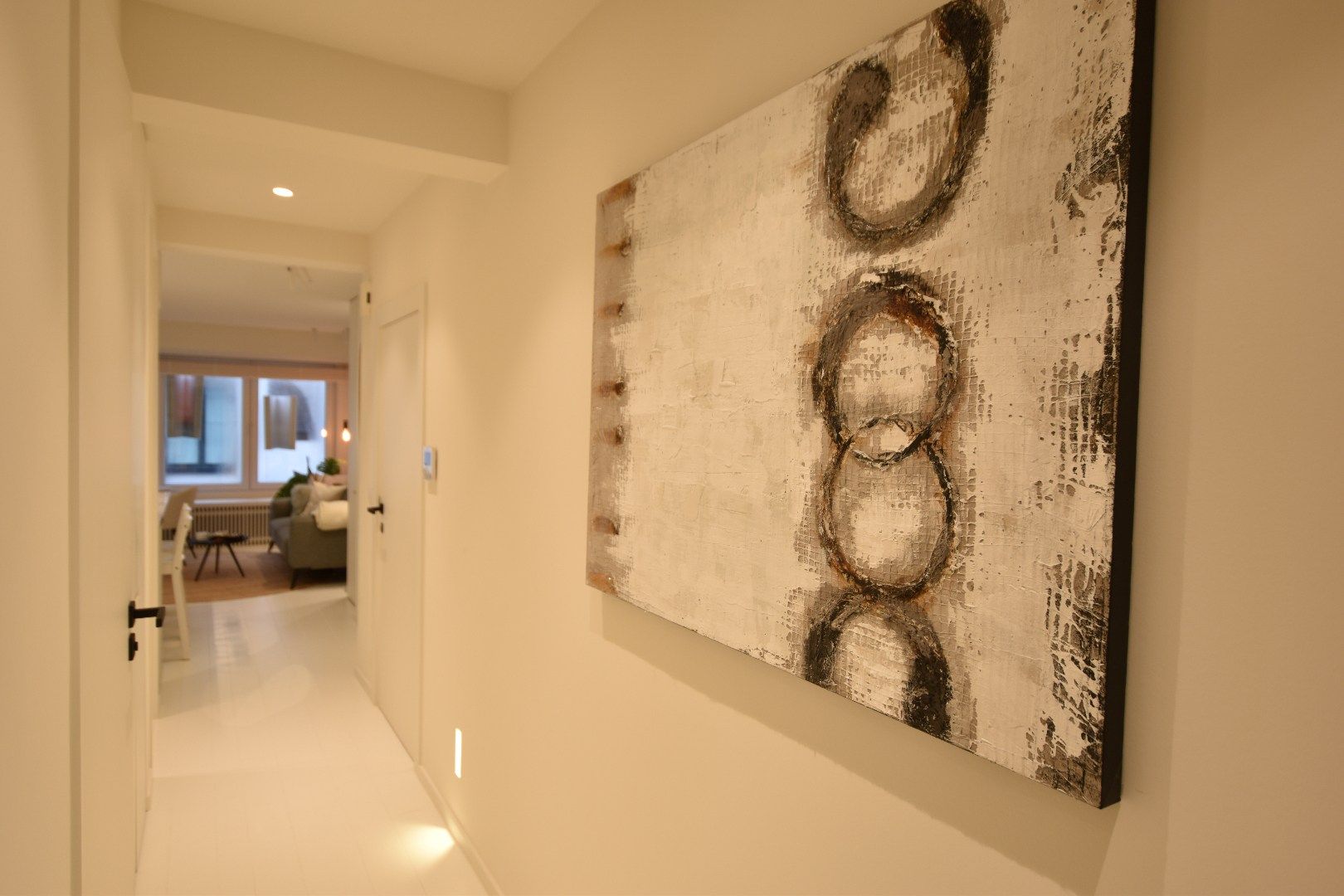 Gerenoveerd appartement met zijdelings zeezicht op een topligging in het Zoute foto 8