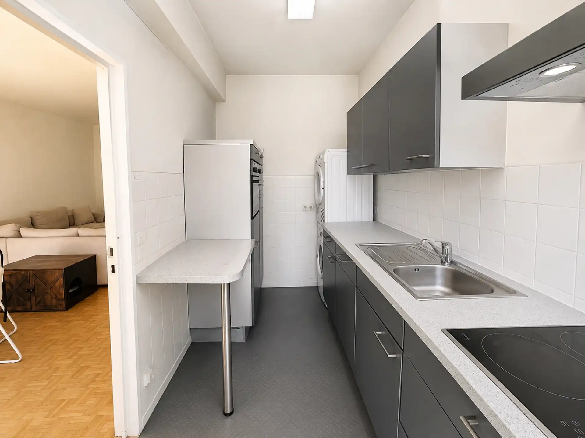 Charmant 2-slaapkamerappartement met terras foto 3