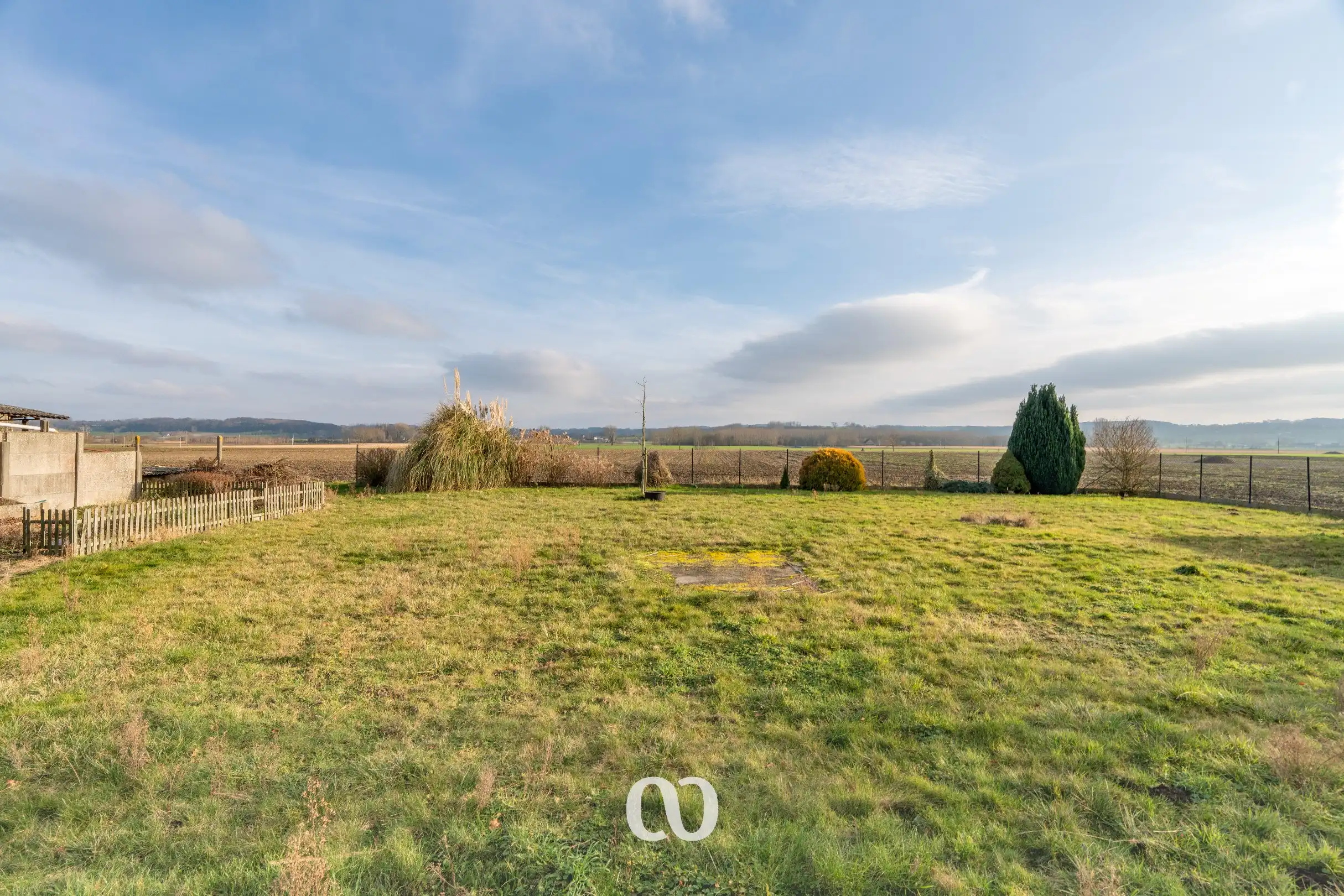 Gerenoveerde hoeve met atelier en een prachtig zicht foto 16