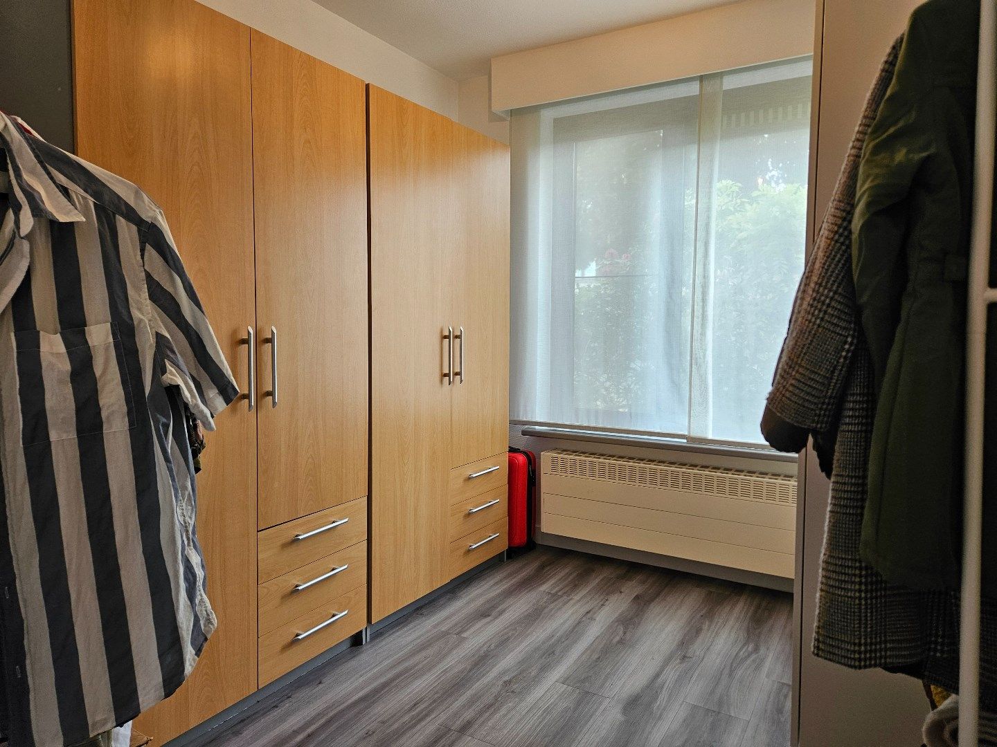Gelijkvloerse woning met 3 slaapkamers, rustig gelegen nabij het centrum van Mol! foto 8