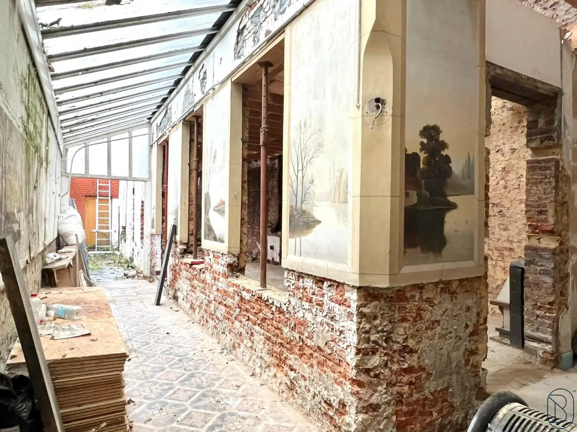 In het CENTRUM gelegen HANDELSPAND met TUIN! foto 4