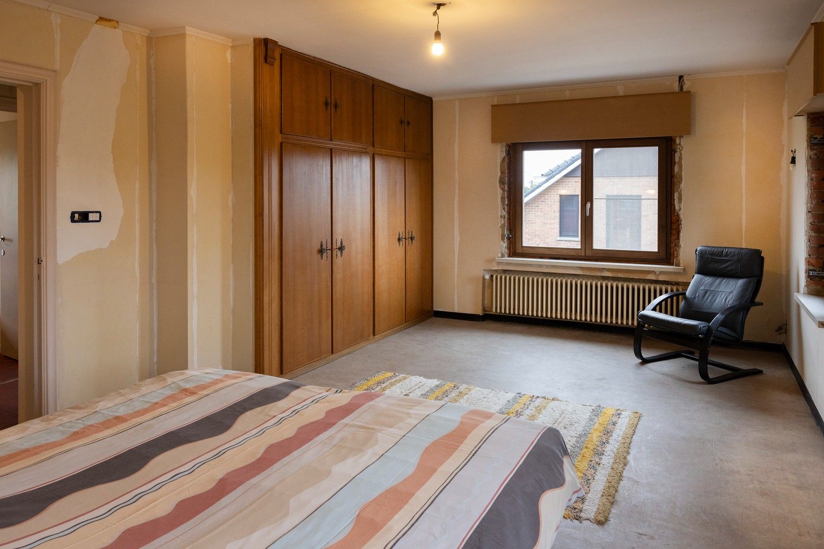 Verder te renoveren ruime & lichtrijke villa op 1386 m². foto 13