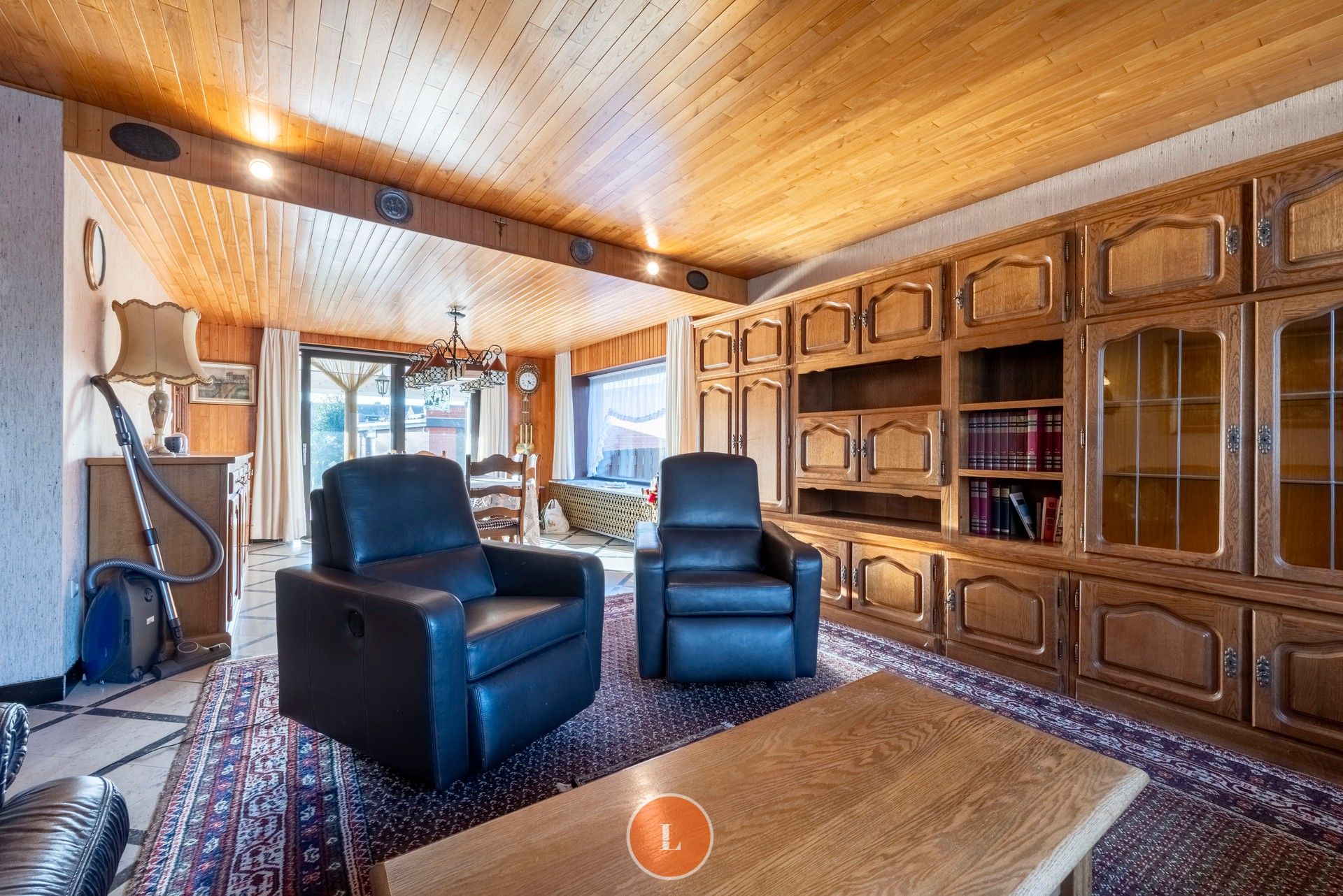 Halfopen woning met 3 slaapkamers, tuin en garage in Wevelgem foto 3