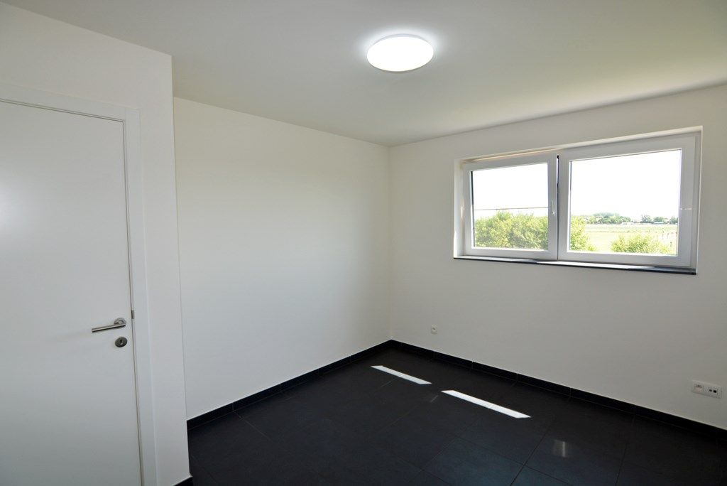 Halfvrijstaande nieuwbouwwoning met 3 slpks en dressing op perceel van 4a 88ca. foto 18