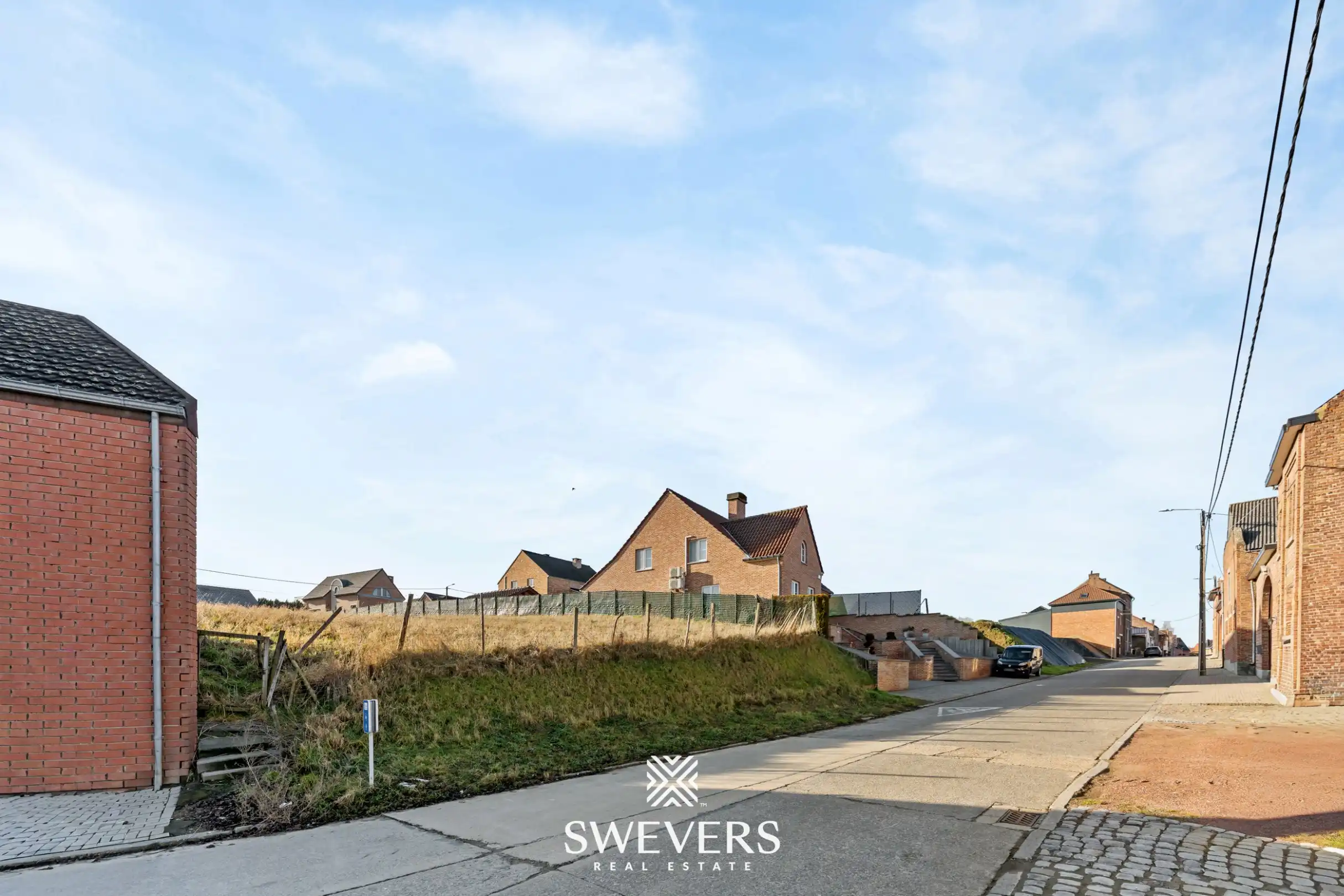 Royaal perceel gelegen in landelijke omgeving foto 6