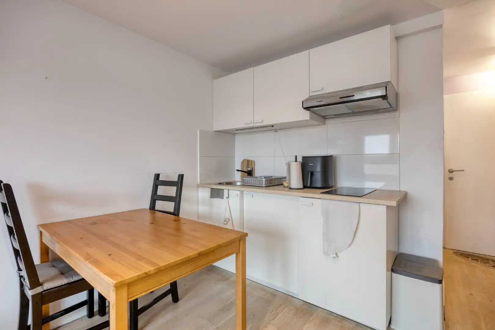 Bemeubelde studio in centrum Leuven! – EPC 213 kWh/m² - bewoonbare opp. 25 m² foto 5
