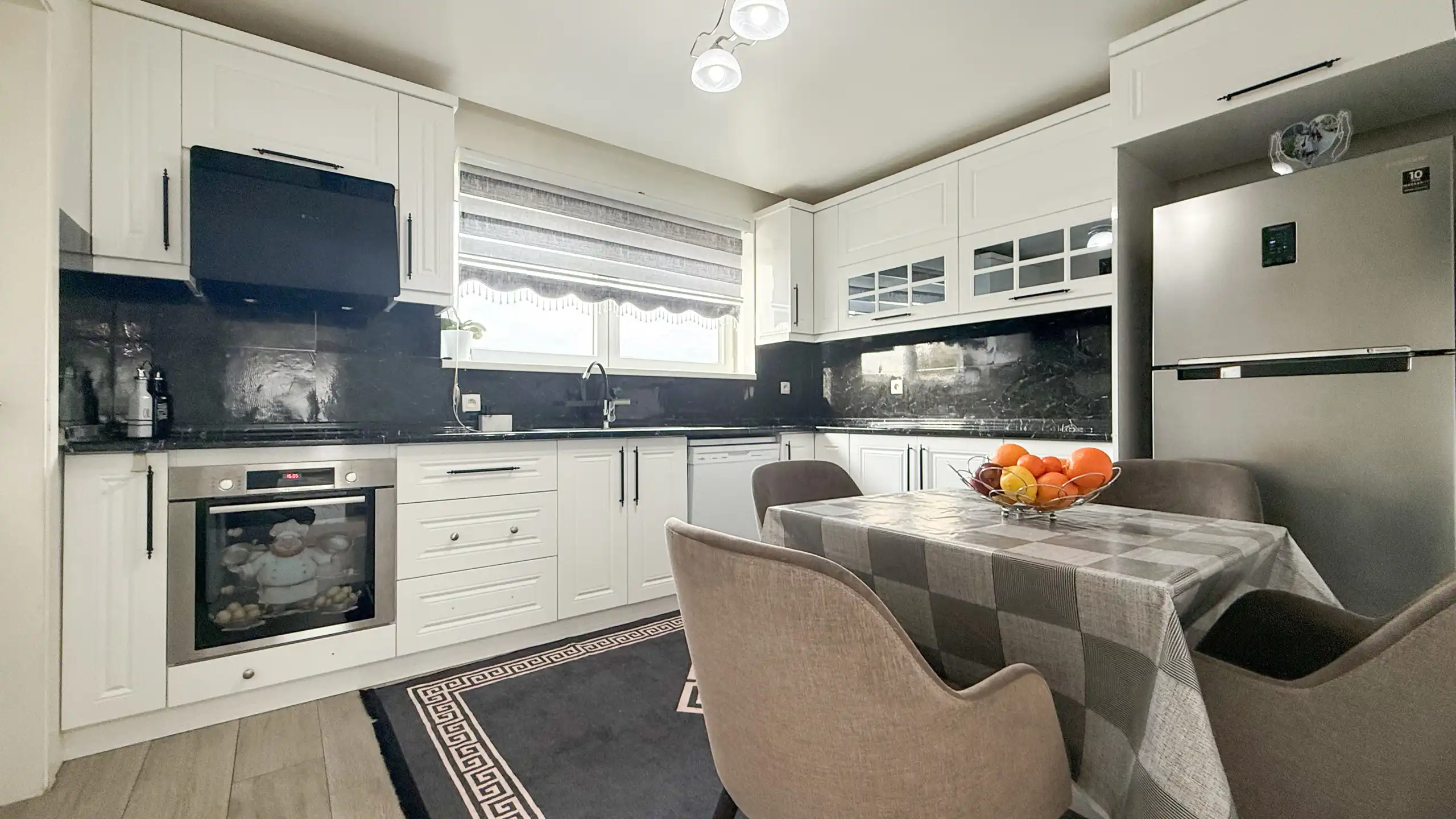 Ruim instapklaar duplex app in Paal, 108m², 3 slpks foto 11