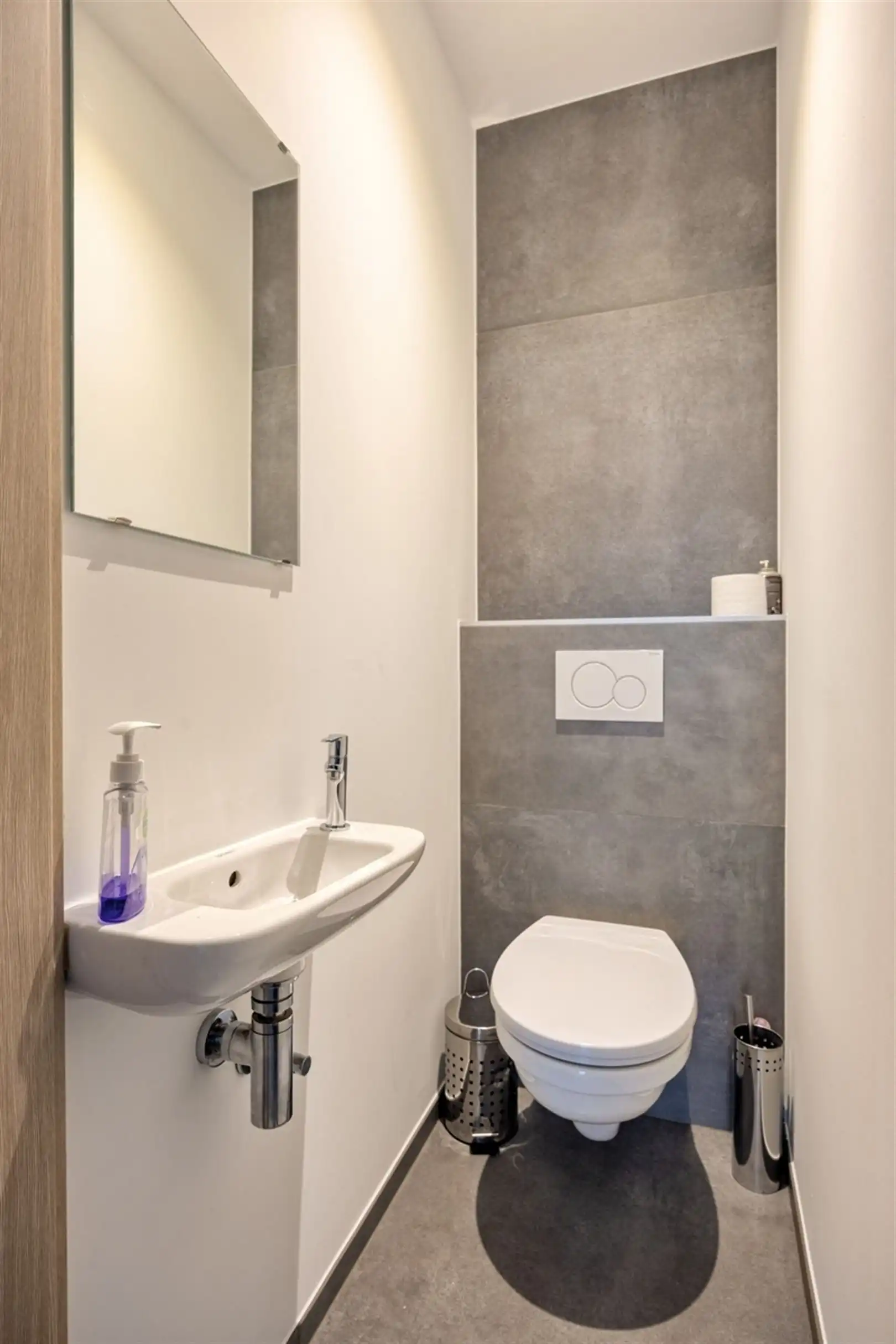 TE KOOP: Gesloten bebouwing met 3 slaapkamers te Kuringen foto 4