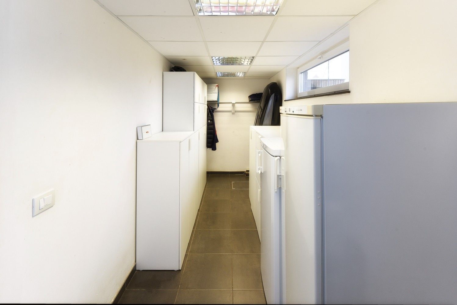 Instapklare gezinswoning met 4 slaapkamers en zongerichte tuin. foto 9