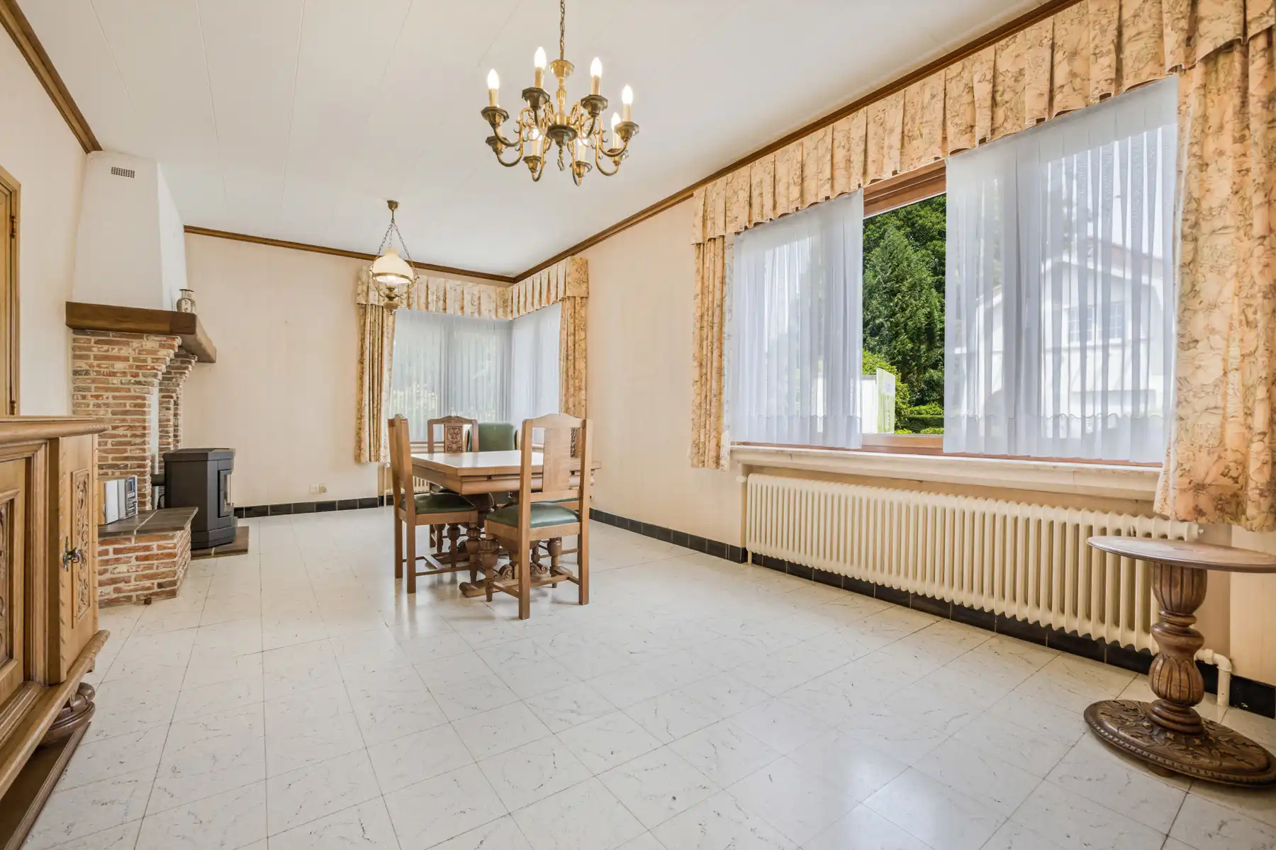 Goed onderhouden woning met garage en leuke tuin foto 9
