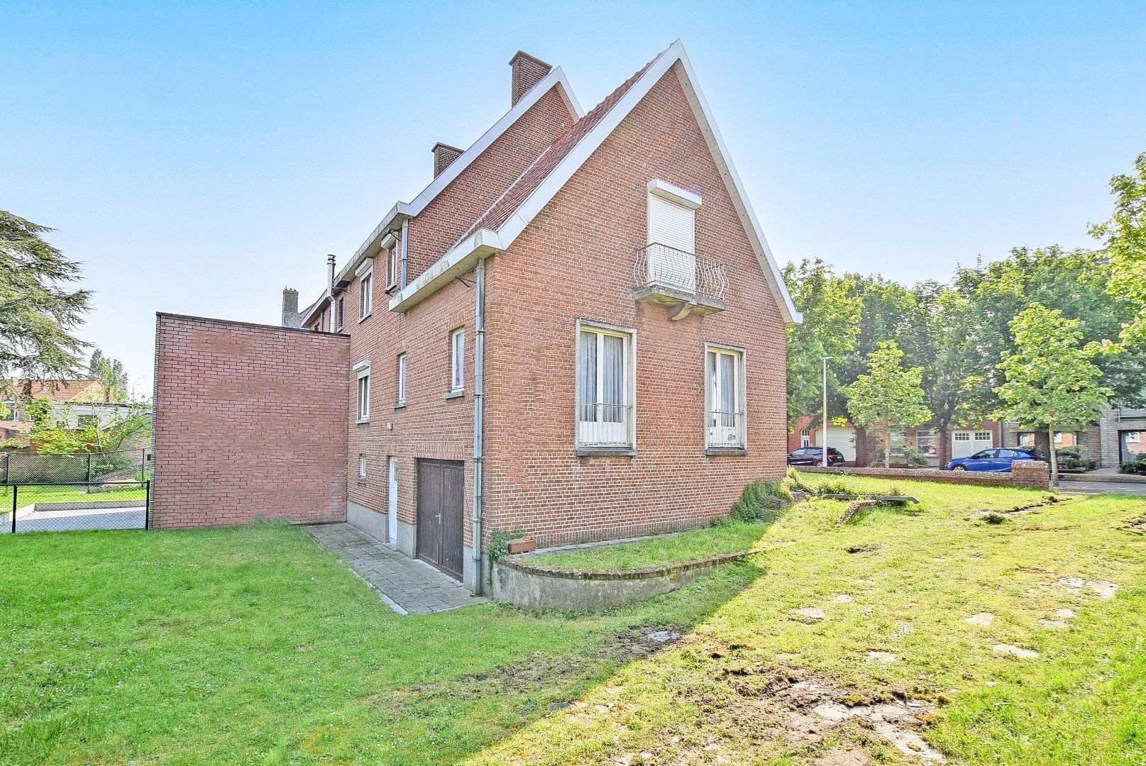 Authentieke te renoveren halfopen woning te Nieuwpoort-Stad op 511 m². foto 13