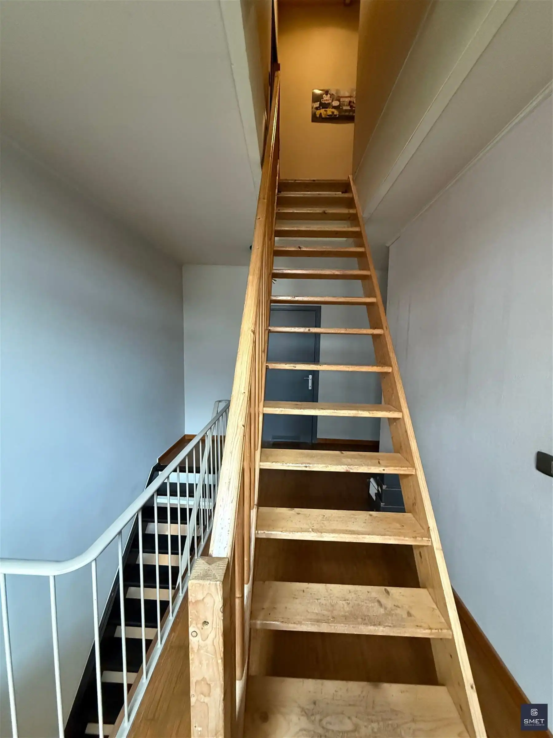 Gelijkvloerse handel-/kantoorsruimte met riant woonhuis foto 13