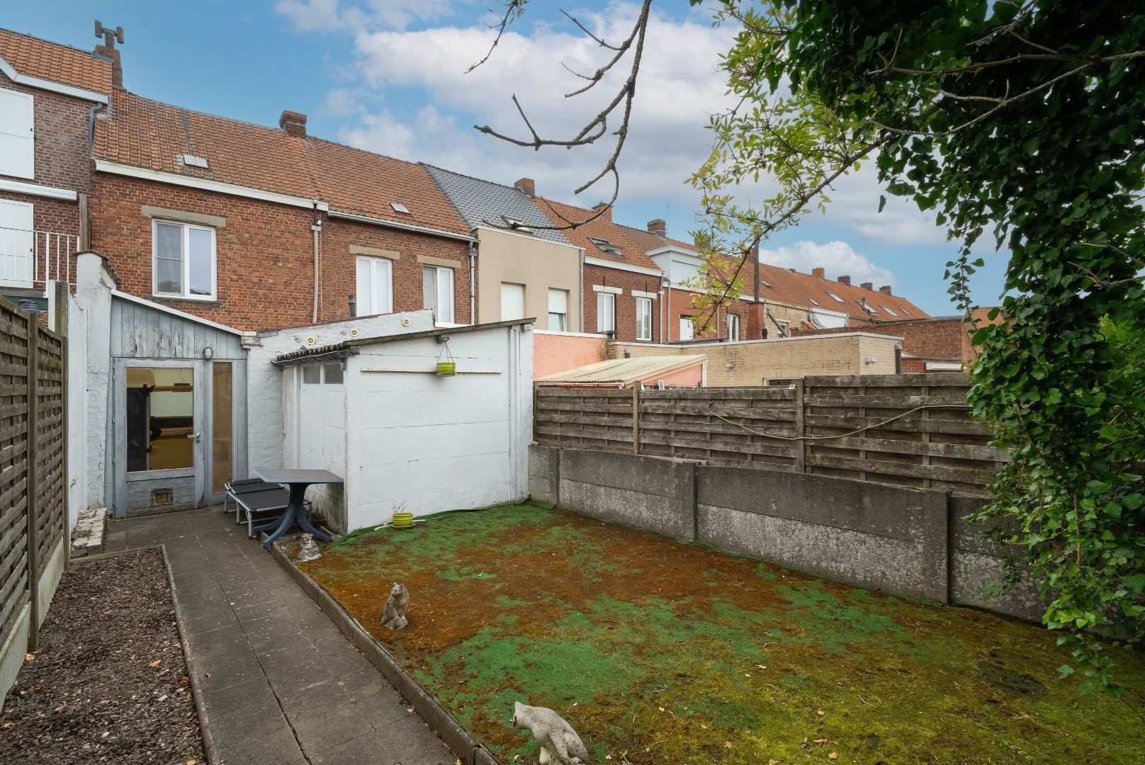 Woning met tuin in doodlopende straat foto 10