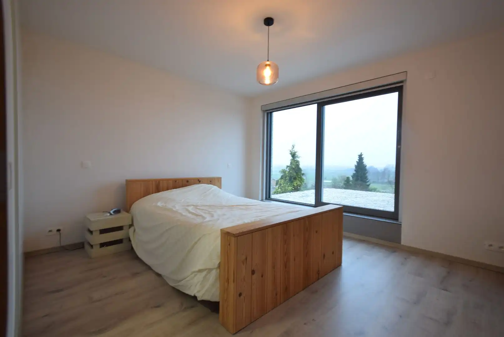 Ruime recente halfopen bebouwing met panoramisch verzicht foto 11