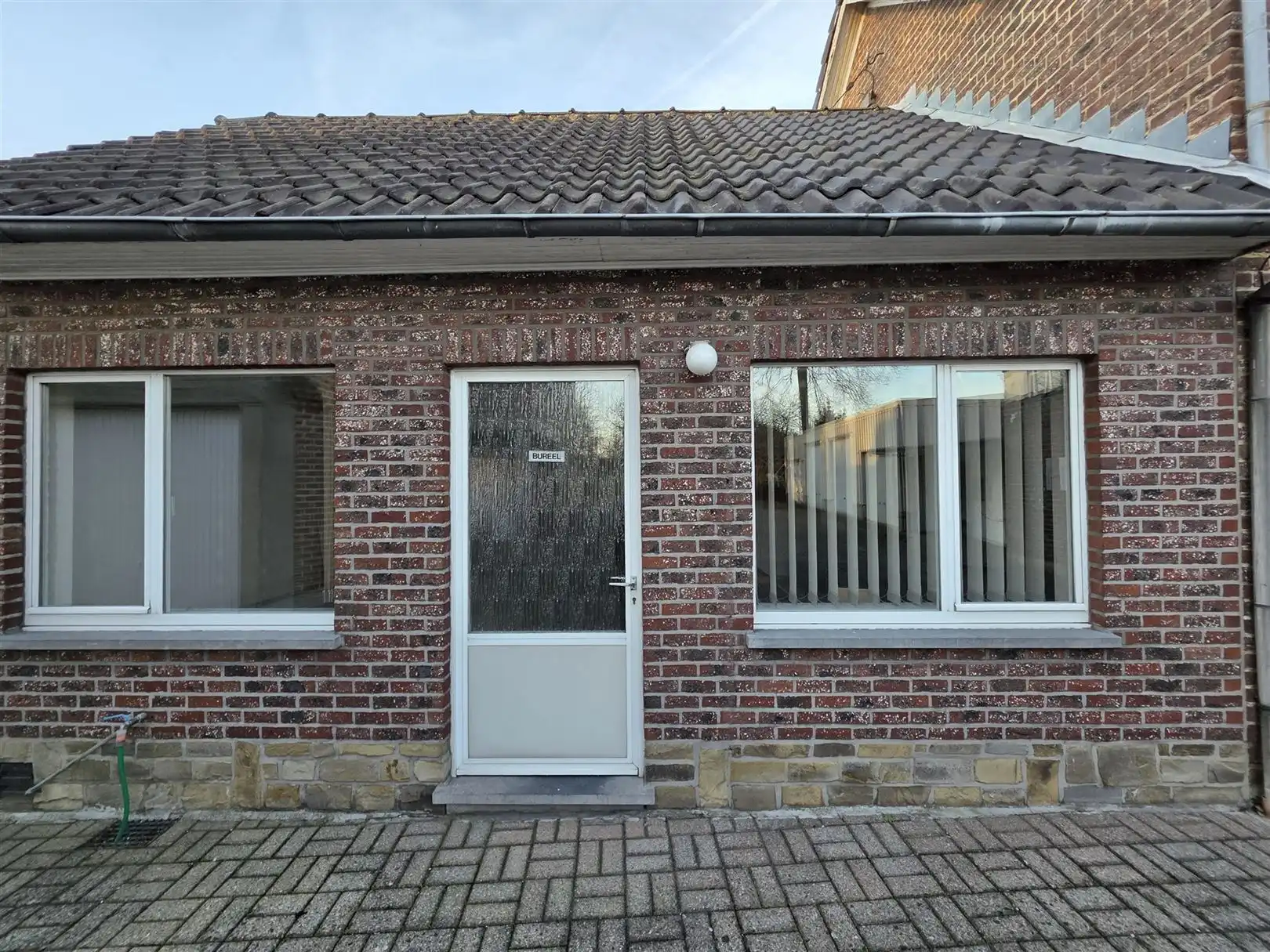 Zeer ruime woning + loods/atelier op 21 are 50 ca foto 31