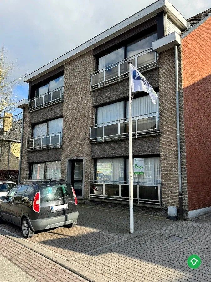 Appartement met 2 slaapkamers en garage in centrum Koekelare  foto 3