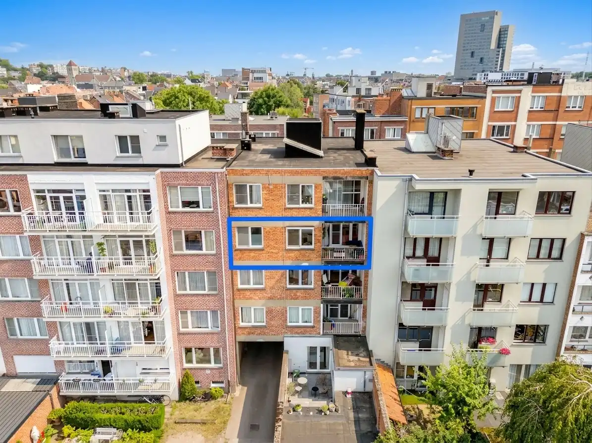 Lichtrijk appartement met twee terrassen foto 22