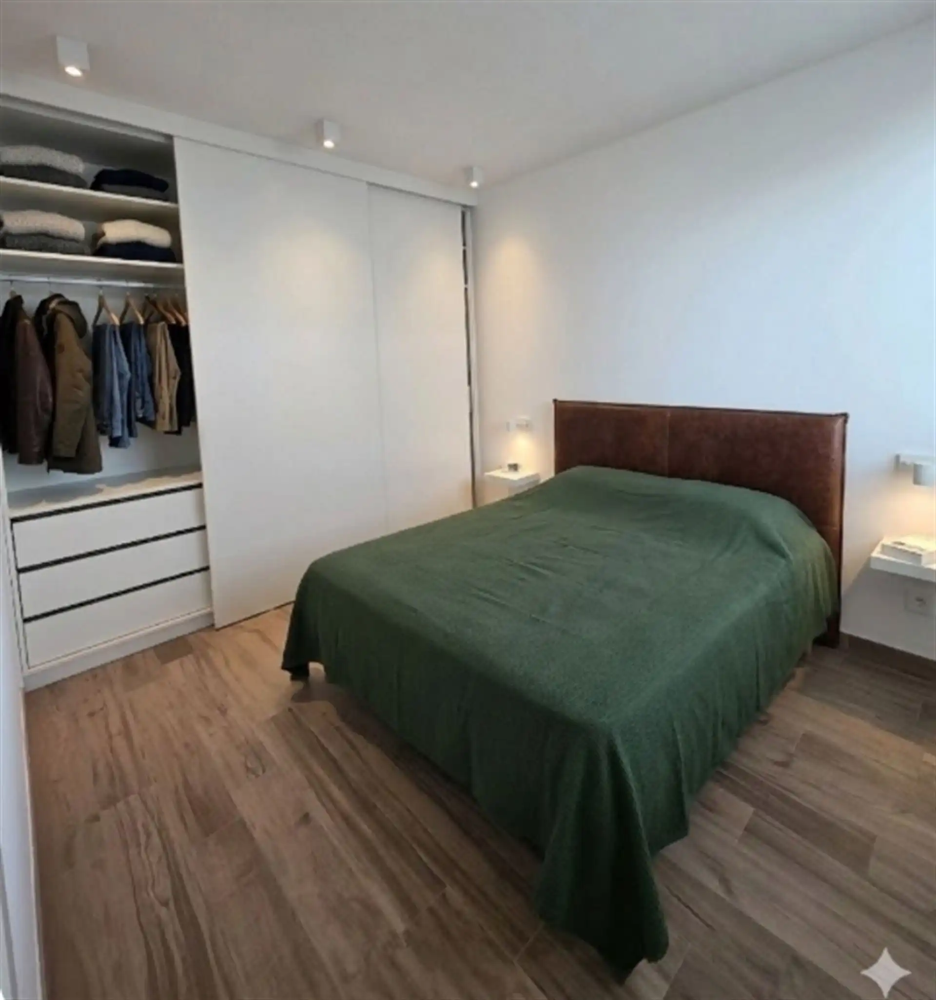 Lichtrijk appartement met zonnig terras! foto 10