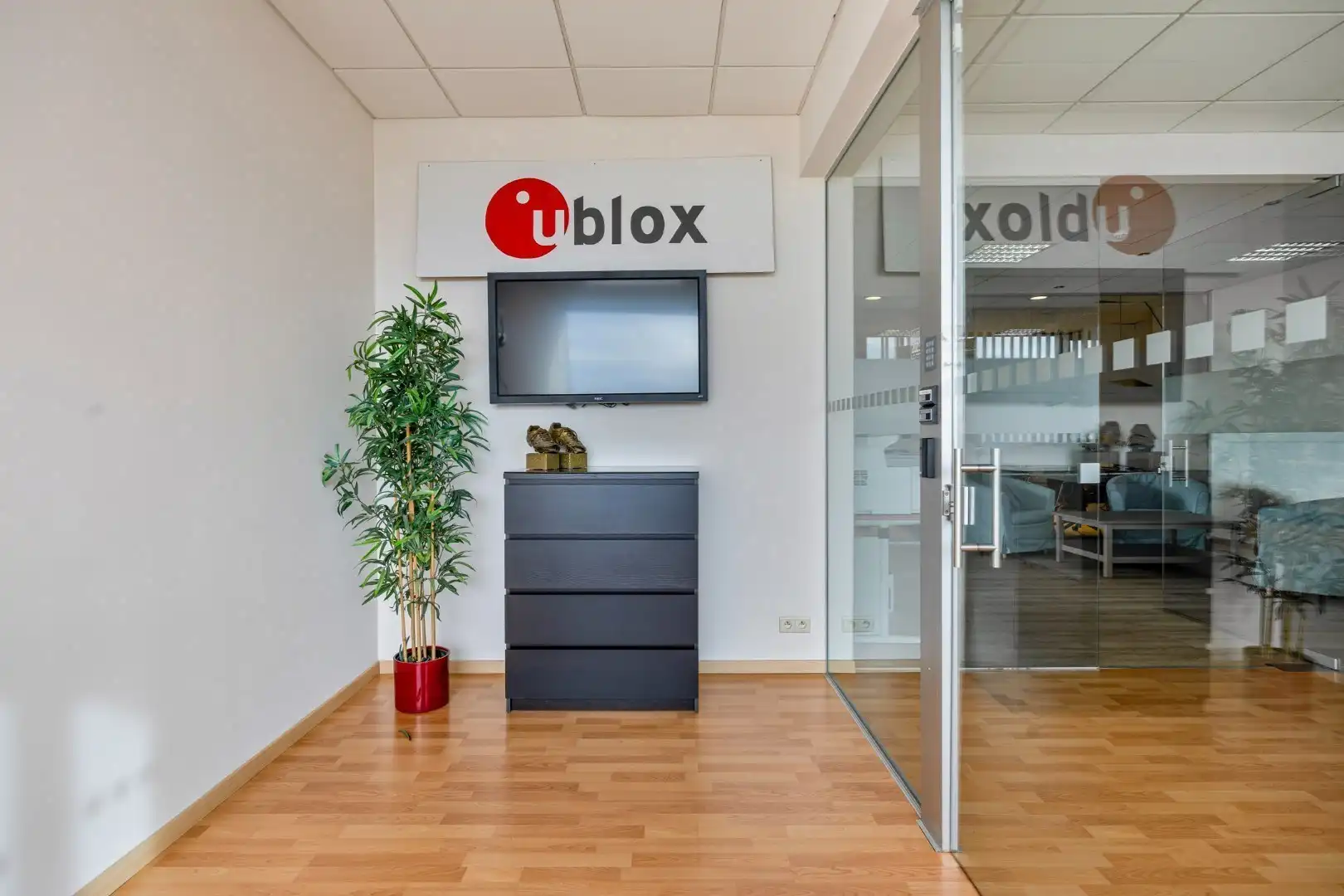 Kantoor te koop in het industriepark te Haasrode/Heverlee met 14 parkings - opp. 626 m² - verkoop van aandelen foto 5