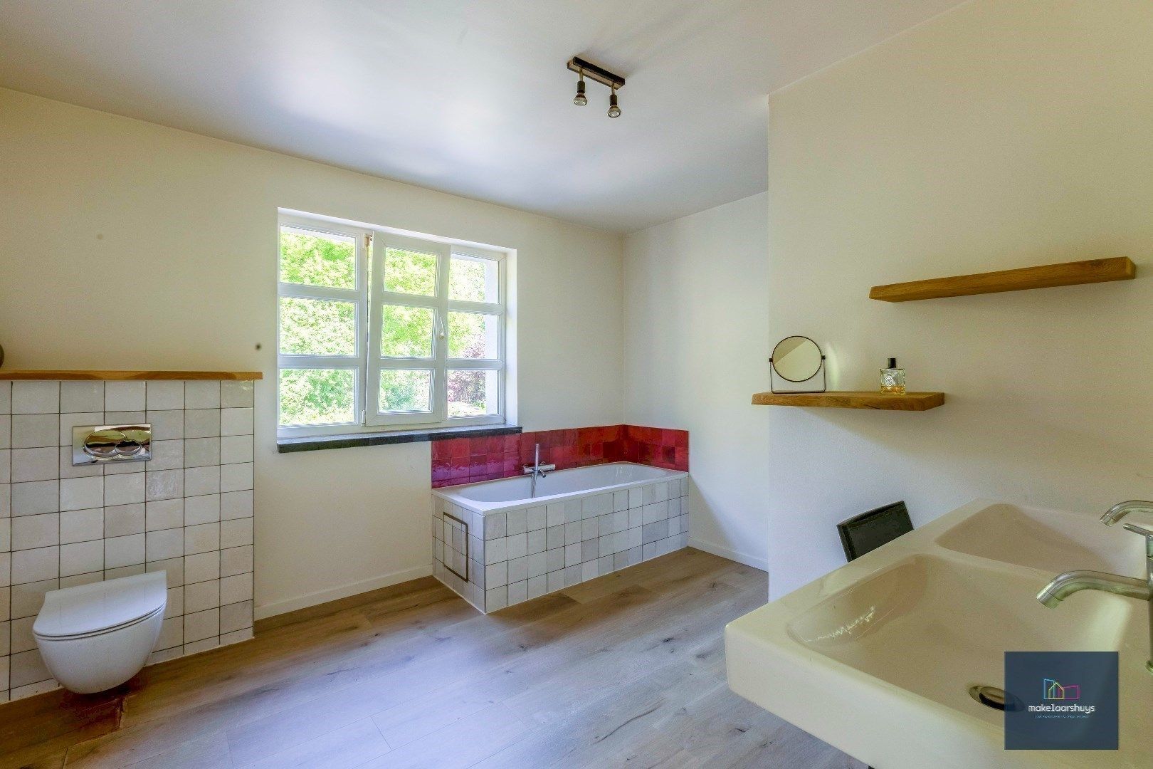 Halfopen bebouwing met zuidertuin en parkeergelegenheid nabij centrum Destelbergen foto 16