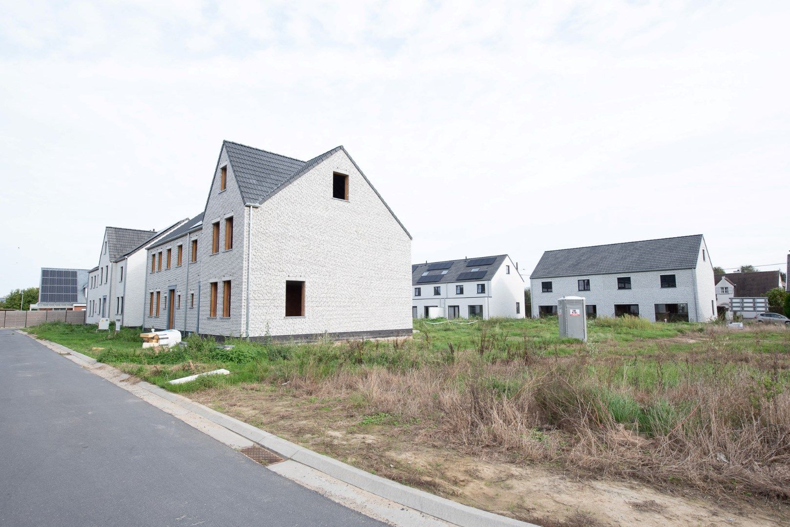 Ruime, energetische halfopen woning (Lot 16) TE KOOP in Desselgem. foto 3