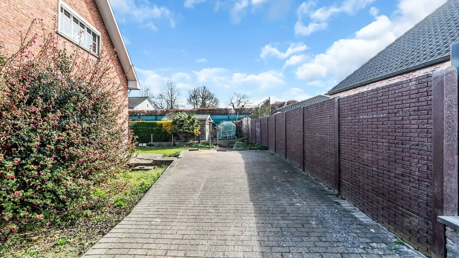 Woning met 3 slaapkamers gelegen in het centrum van Gingelom foto 22