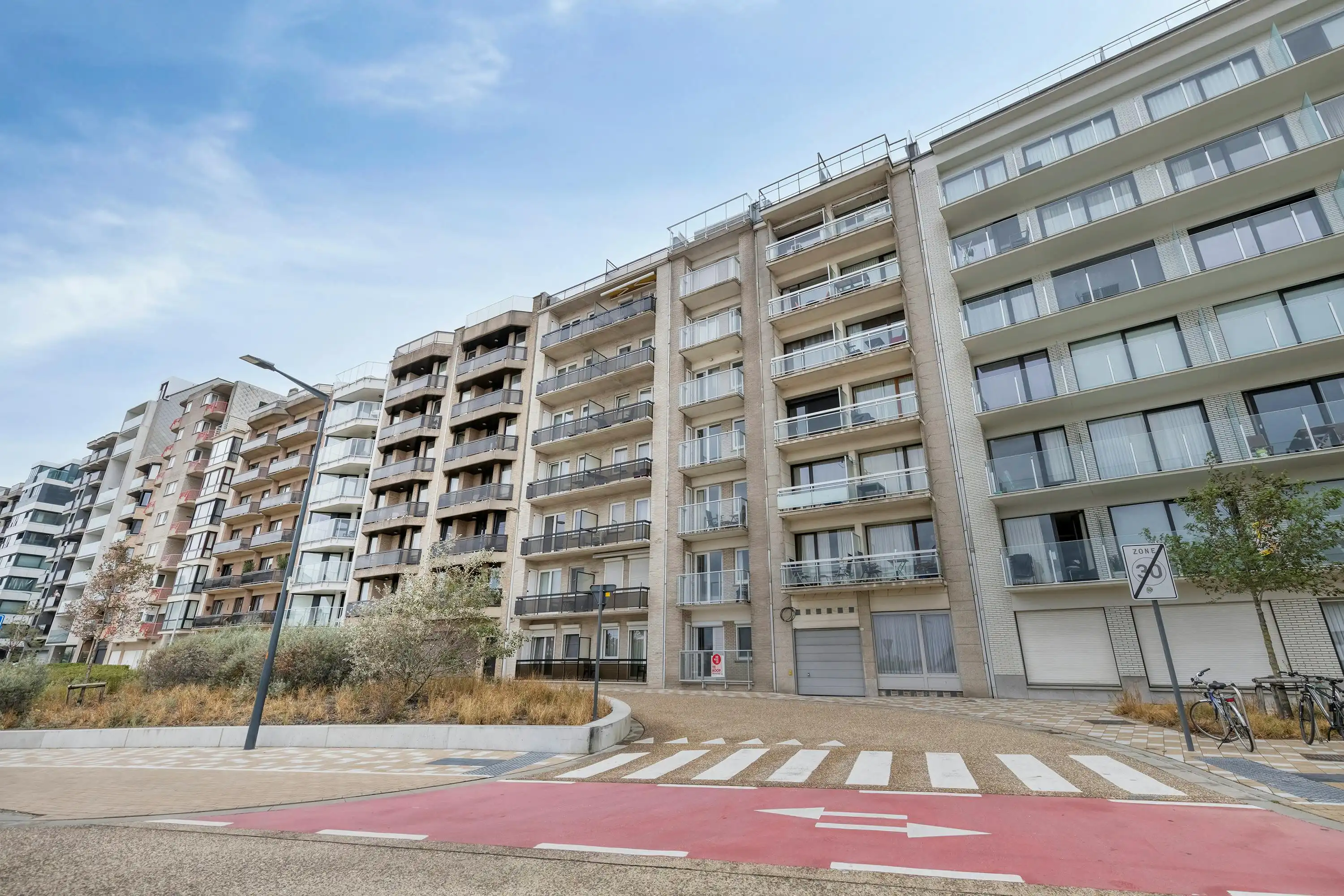 Appartement met zeezicht te koop op de Zeedijk van Heist foto 10