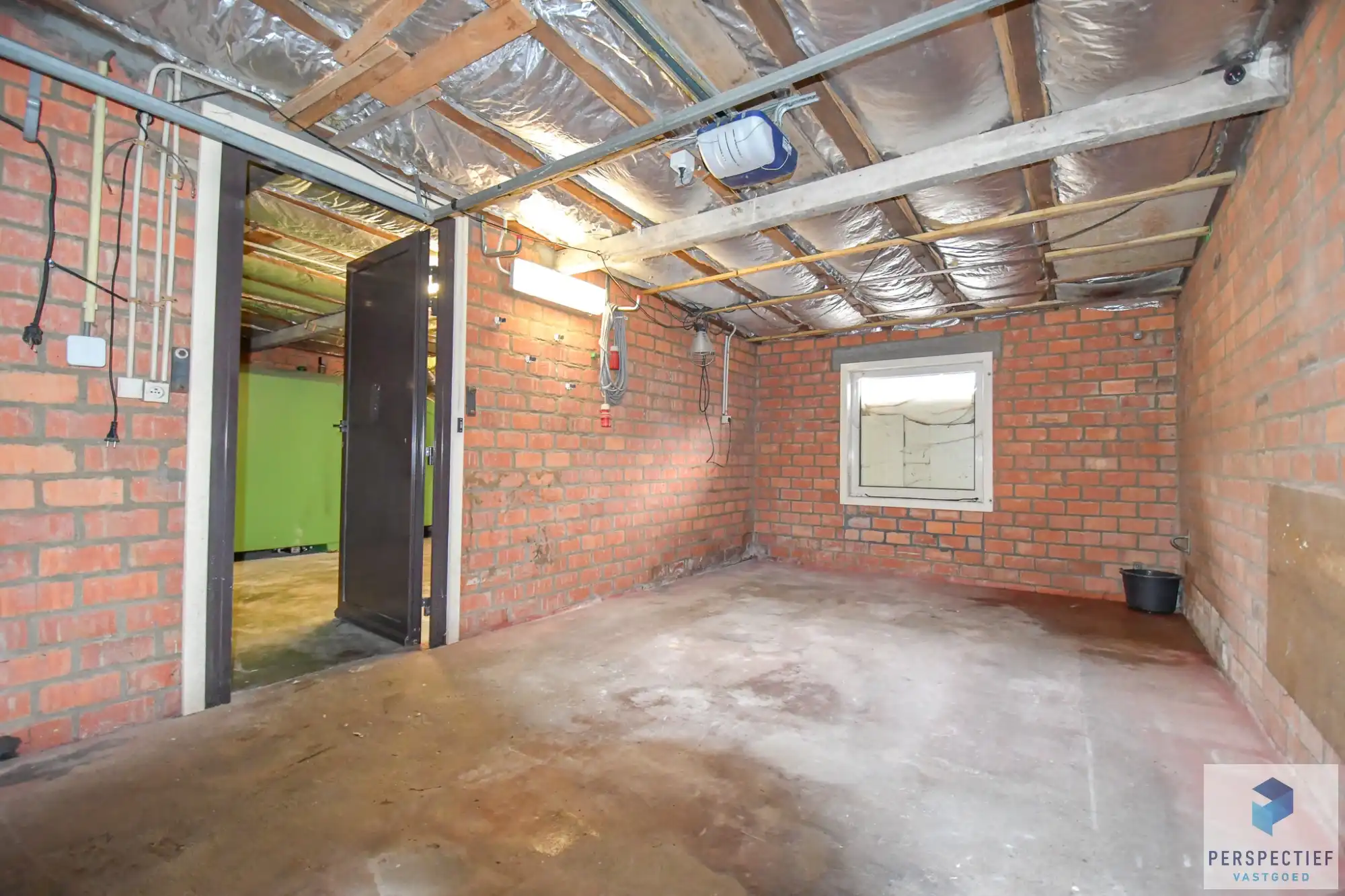 Ruime vrijstaande woning met garage en GROTE diepe tuin in het landelijke Kleit foto 13