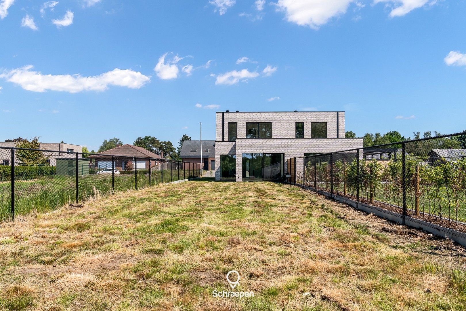 Instapklare BEN-woning met 3 slpks, hoogwaardige afwerking en aangename tuin te Heppen! foto 19