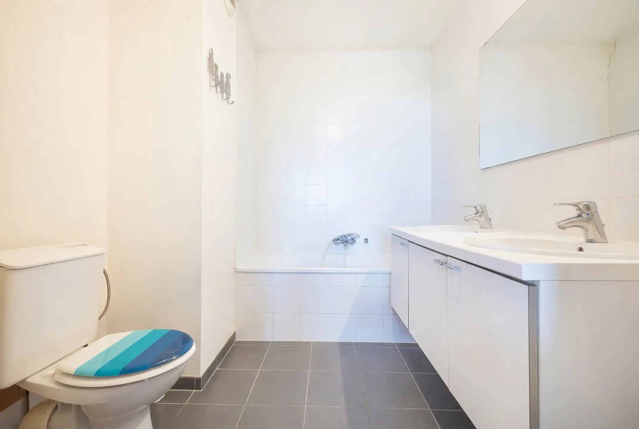 Appartement met terras & P foto 12