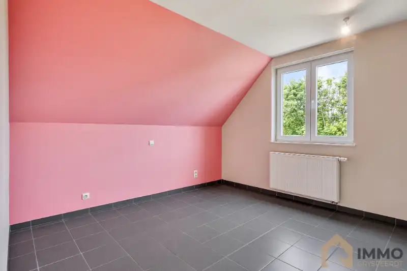 Te koop in Staden – Instapklare energiezuinige gezinswoning met garage, tuin en kelder foto 21