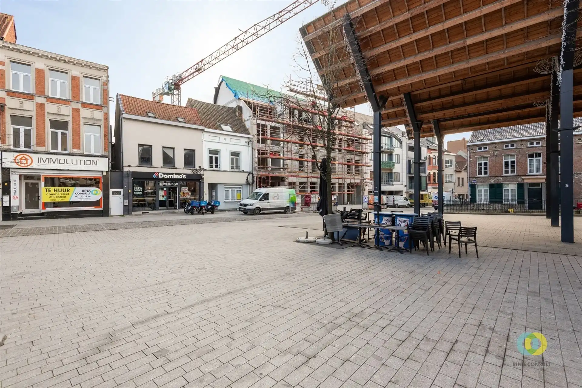 Te renoveren appartementsgebouw foto 17