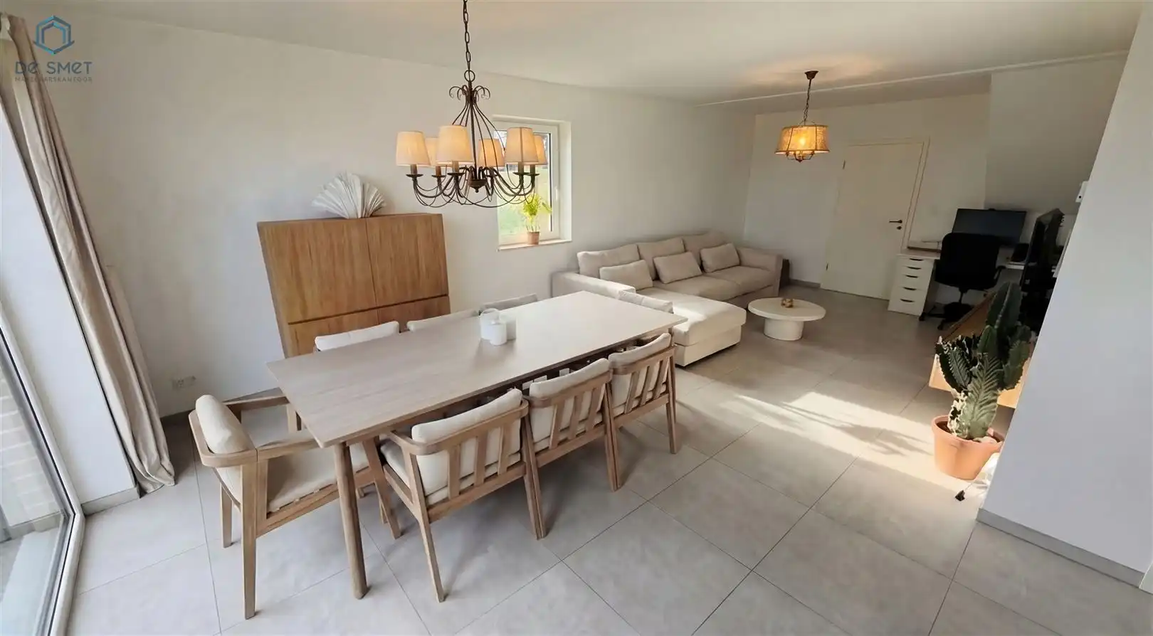 INSTAPKLARE NIEUWBOUWWONING MET 3 SLP, TUIN EN GARAGE foto 3