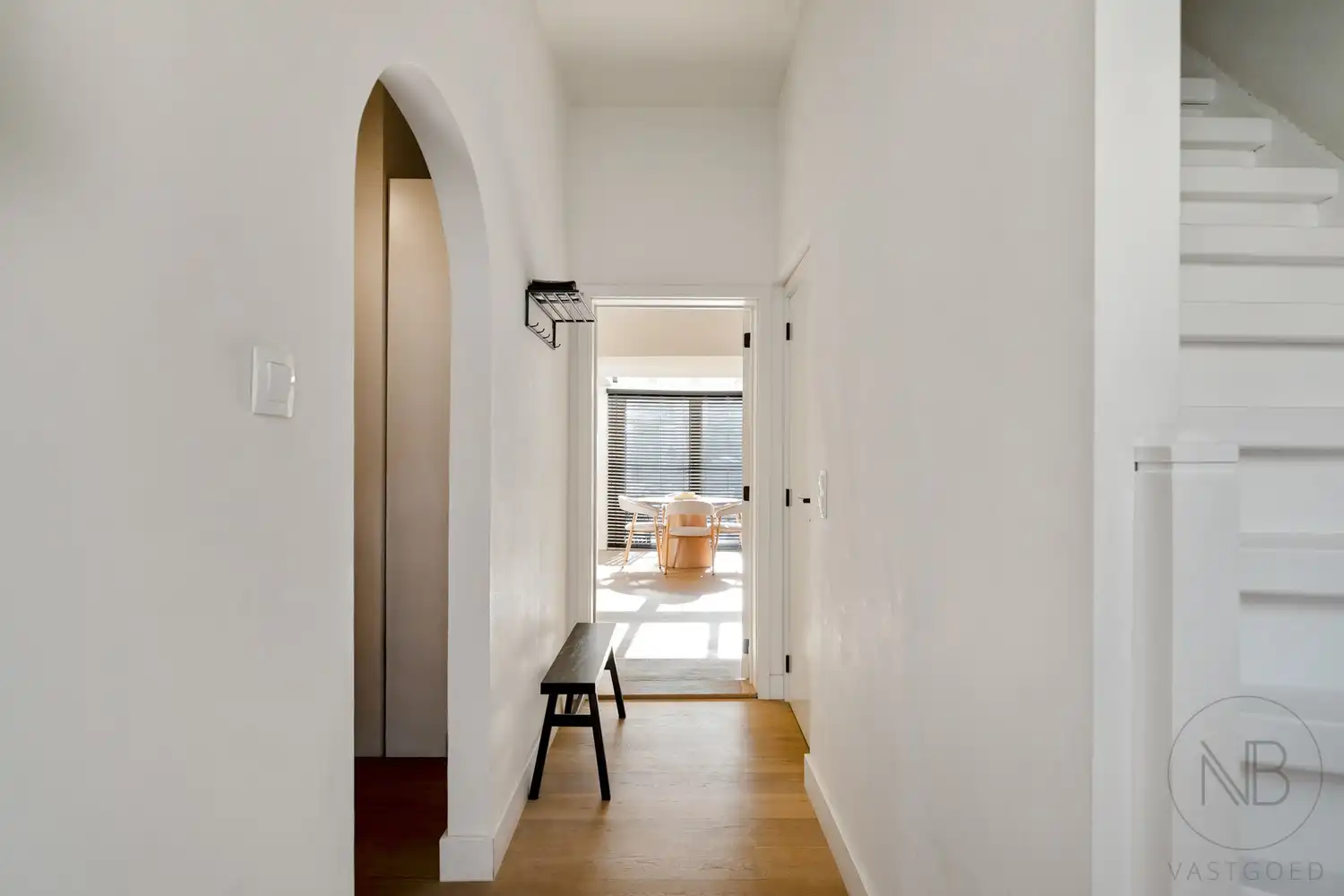 Instapklare rijwoning met leuke stadstuin foto 3
