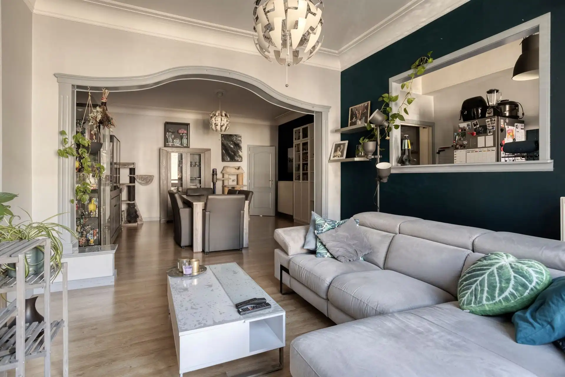 Instapklaar appartement met 2 slaapkamers en ruim terras foto 5