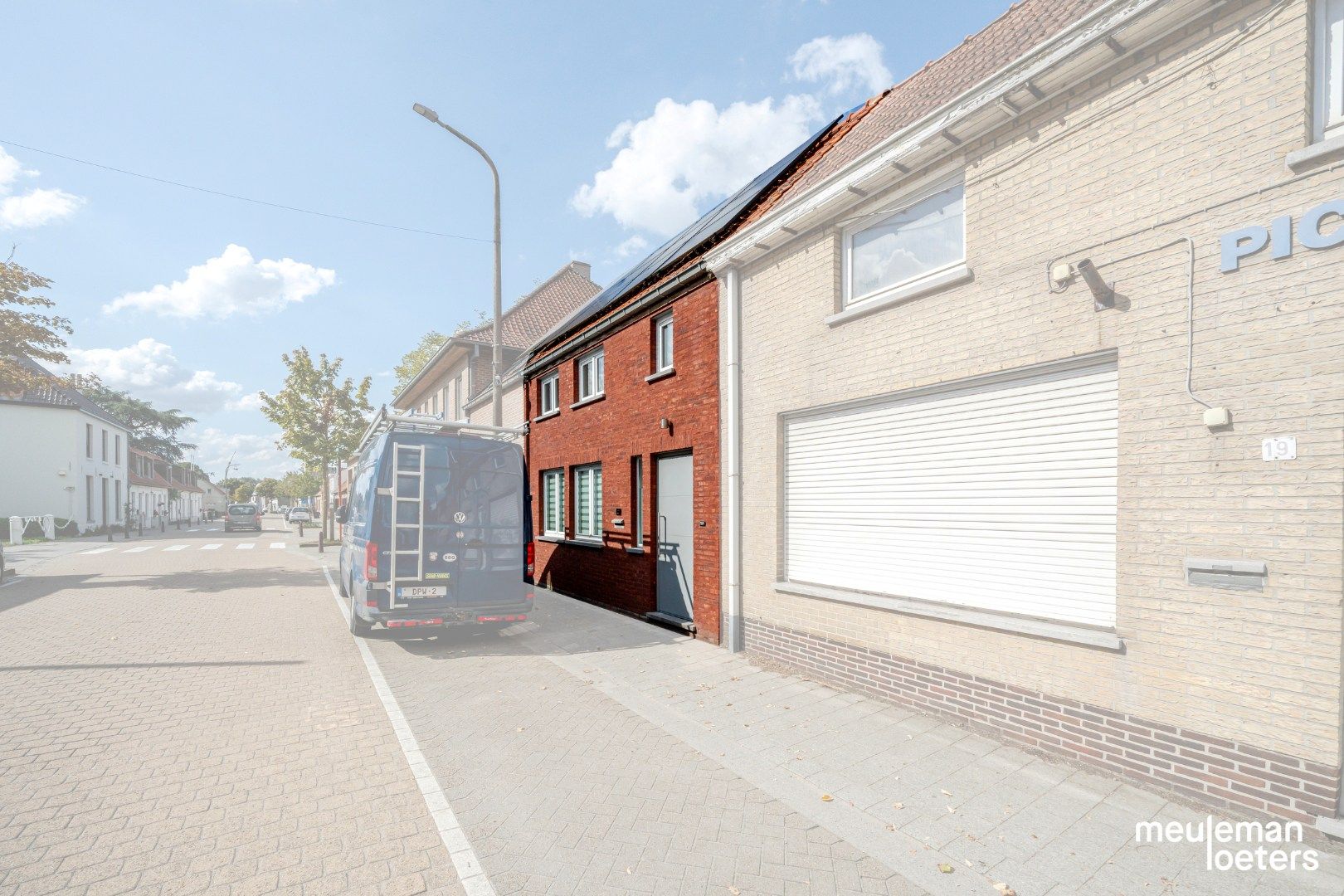 Instapklare woning met tuin en garage foto 18