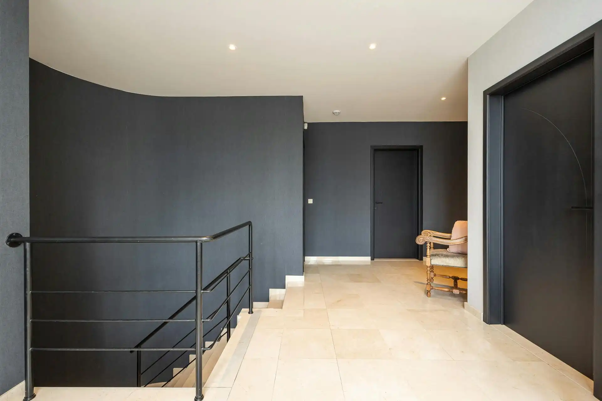 gerenoveerd huis met zwembad op 17 are te koop in Kasterlee foto 19