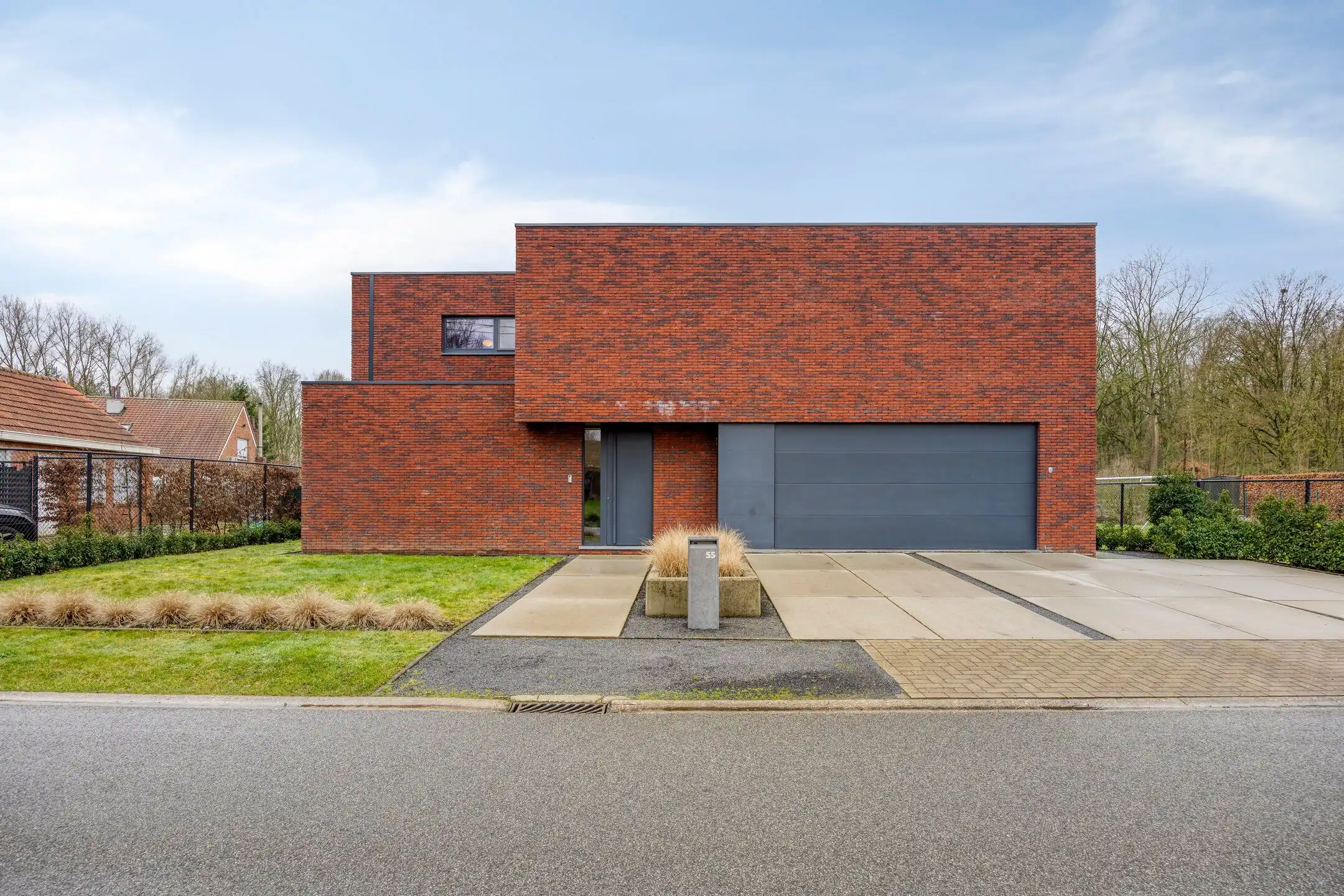 Stijlvol wonen te Ramsel, boordevol licht en luxe foto {{pictureIndex}}
