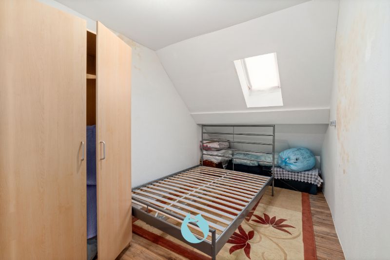 Statig gebouw bestaande uit verschillende units nabij centrum Gent foto 39