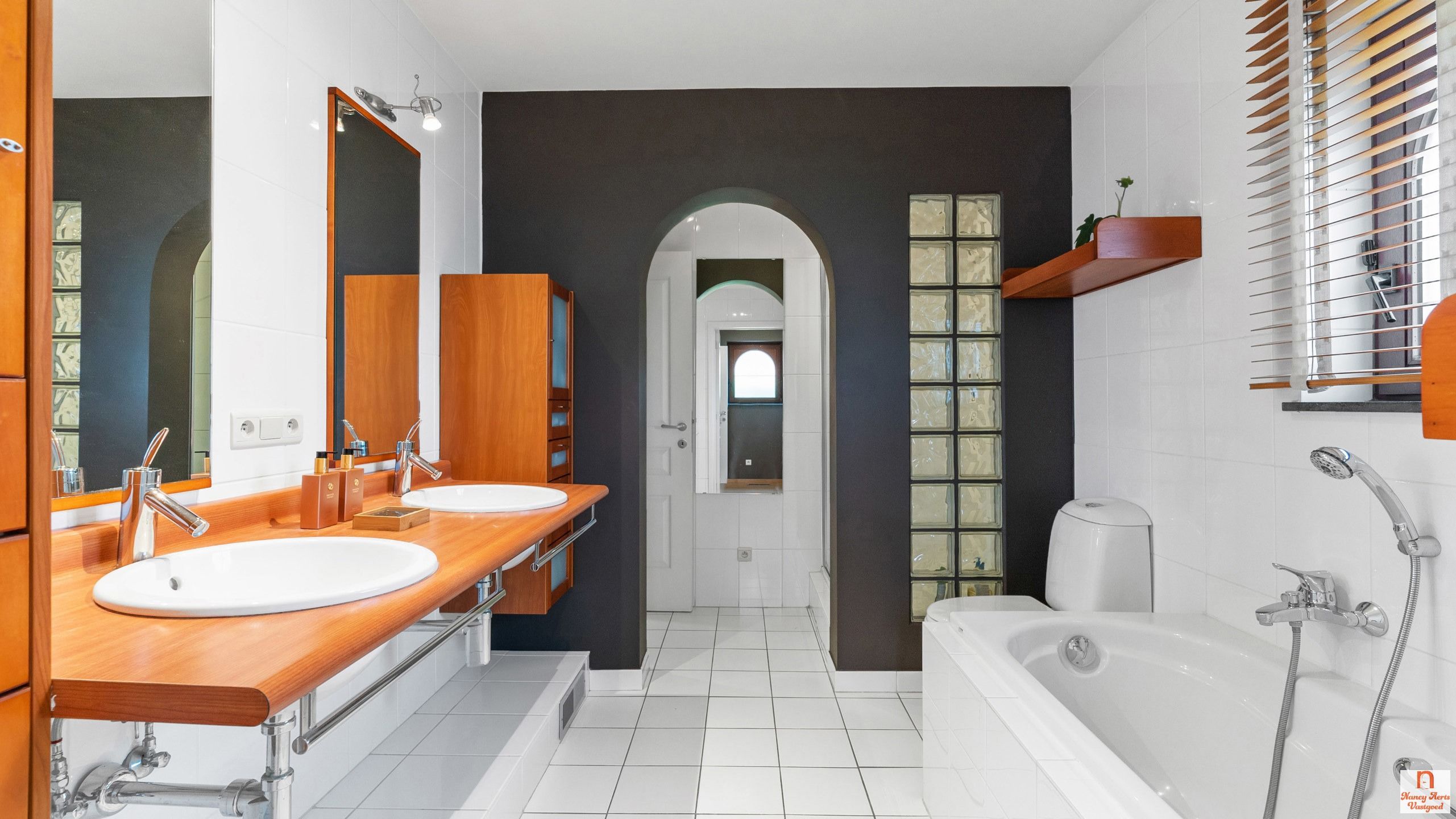 Stijlvol landhuis met tijdloze luxe en doordachte indeling foto 47